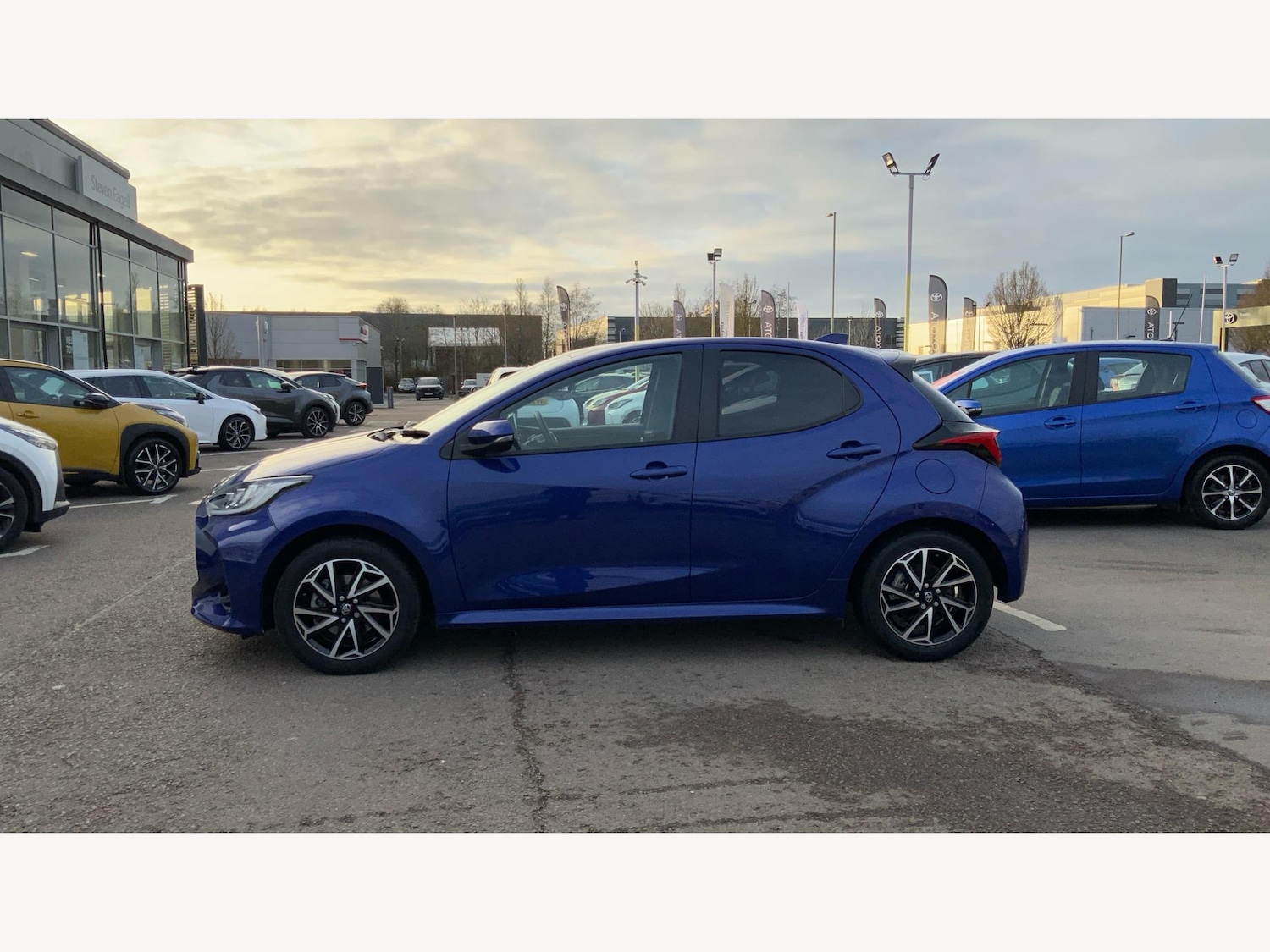 Used Toyota Yaris 2023 for sale - 77143472: Photo 19