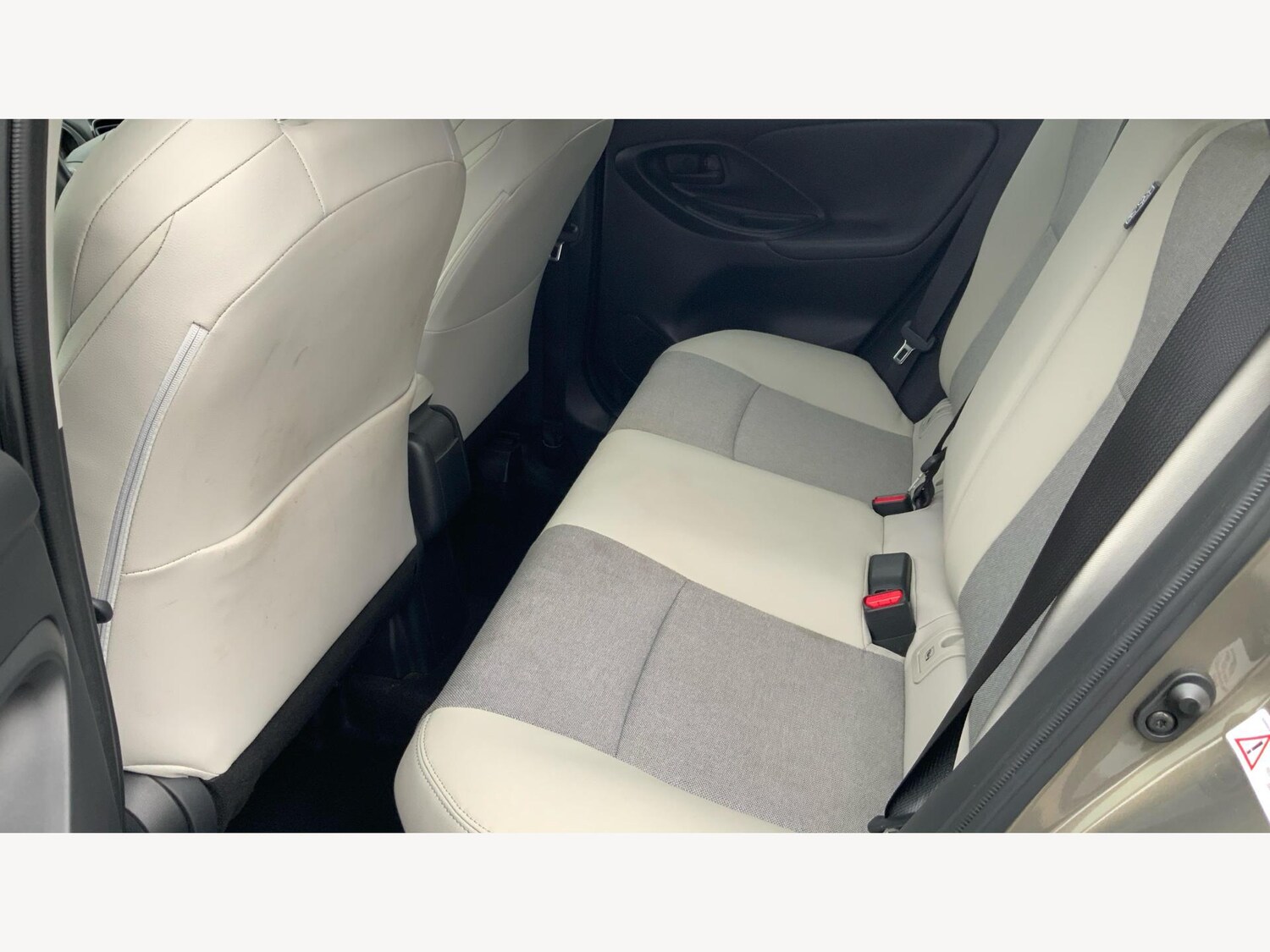 Used Toyota Yaris for sale - 77658788: Photo 15