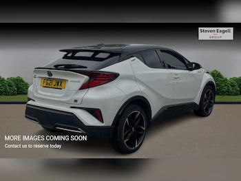 Used Toyota C-HR 2021 for sale - 76326262: Photo