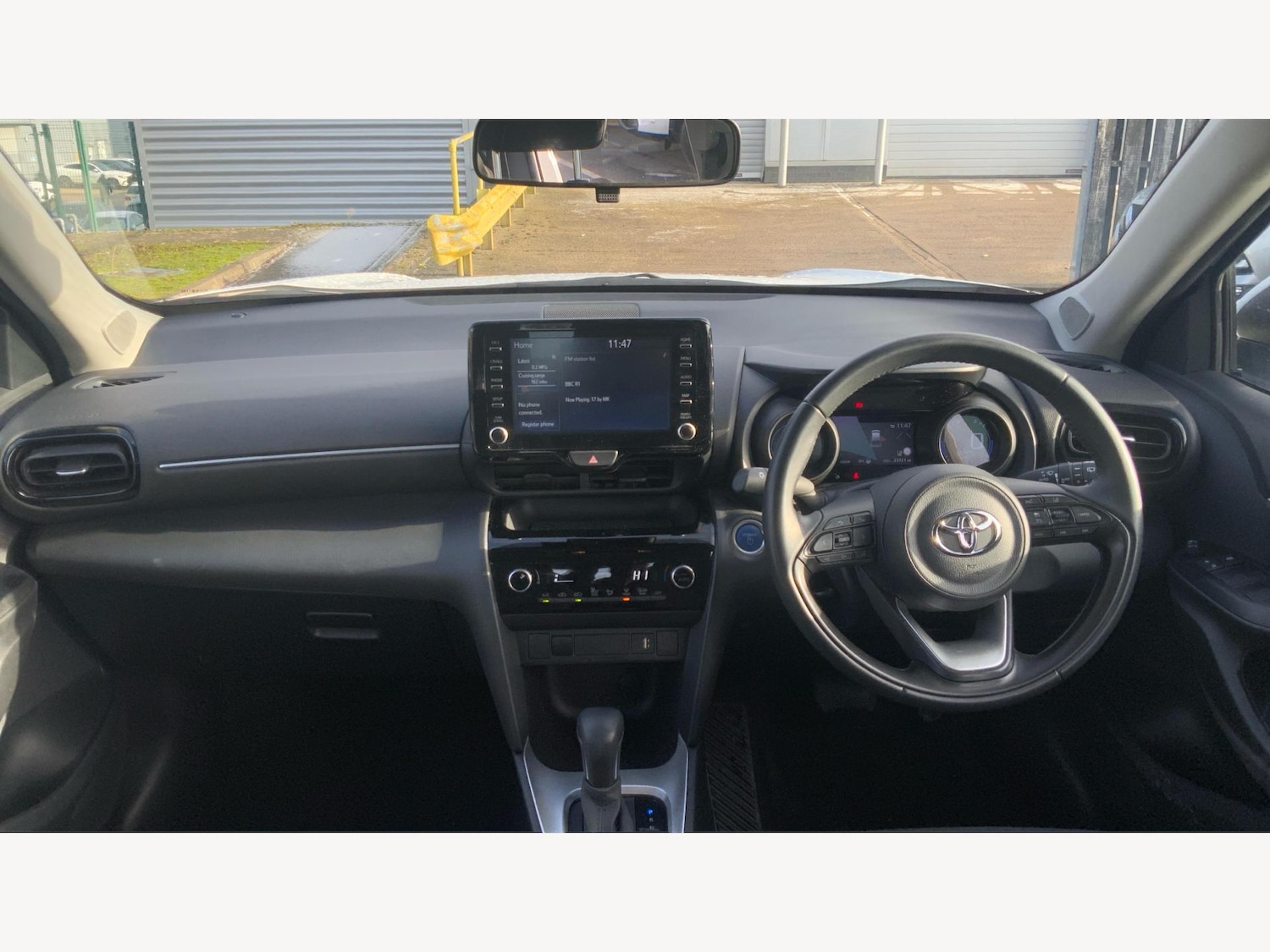 Used Toyota Yaris Cross 2023 for sale - 77101957: Photo 7