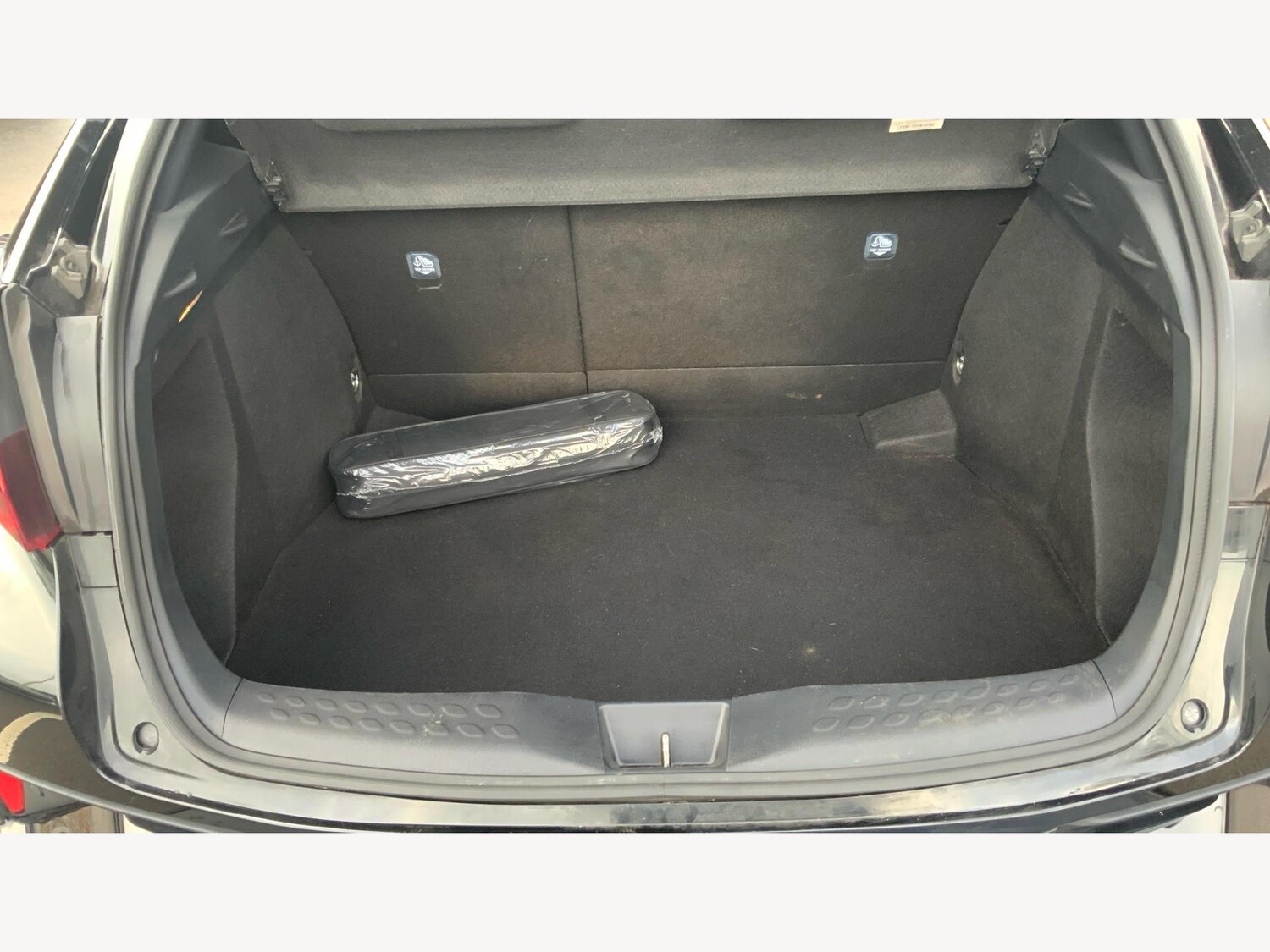 Used Toyota C-HR for sale - 77242537: Photo 16