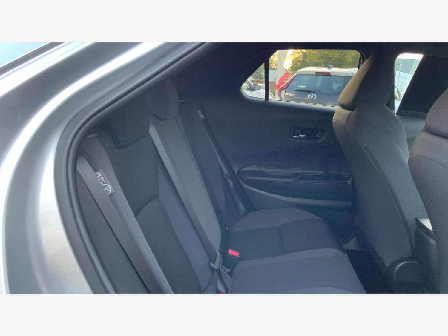 Used Toyota C-HR 2024 for sale - 76327396: Photo 14