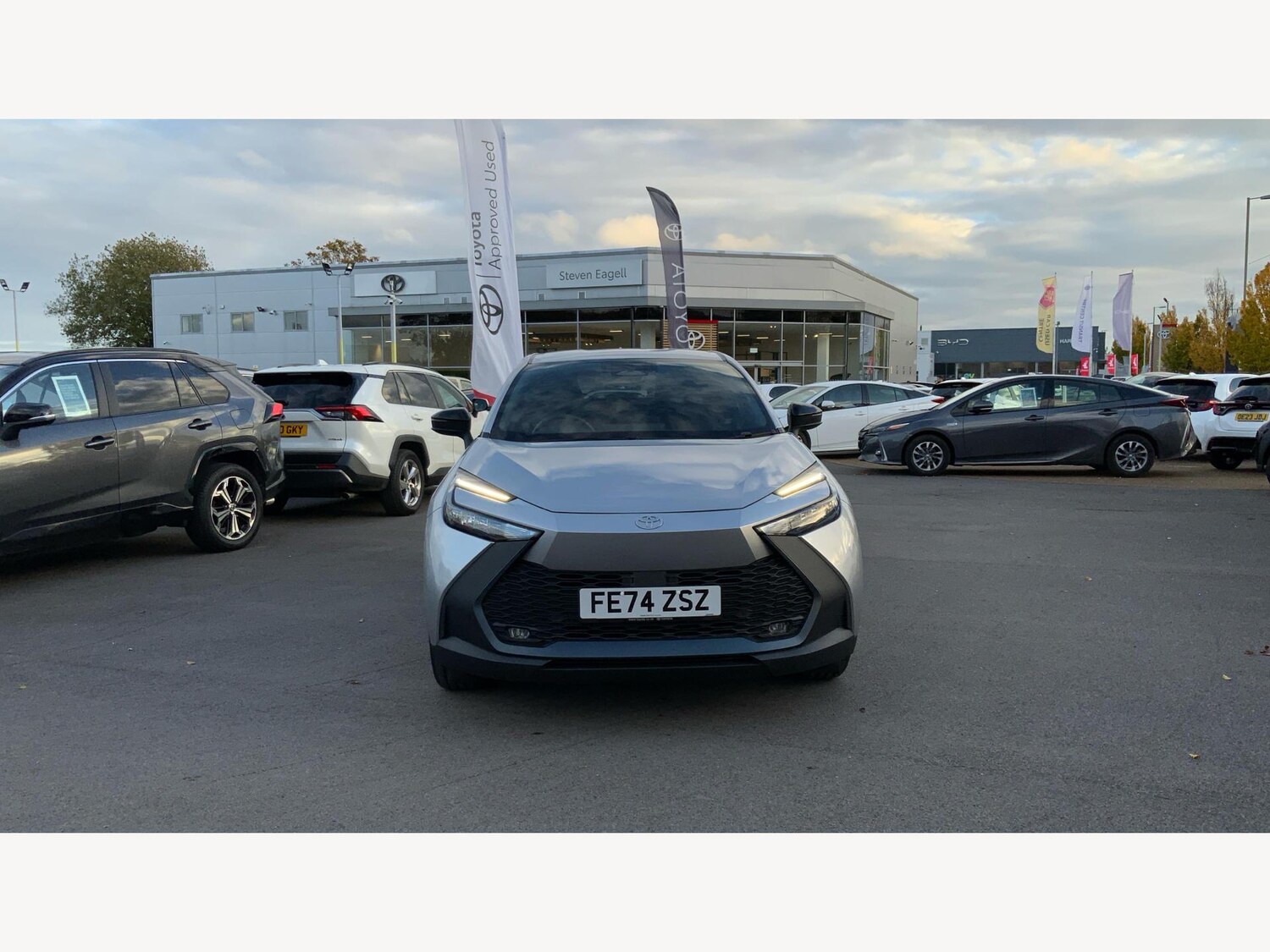 Used Toyota C-HR 2024 for sale - 76327396: Photo 17