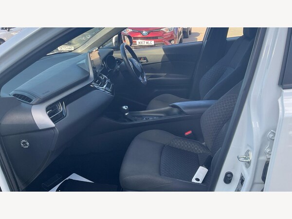 Used Toyota C-HR 2023 for sale - 76043282: Photo 12
