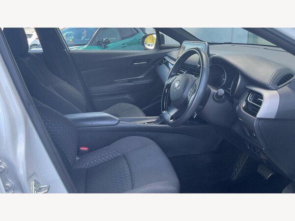 Used Toyota C-HR 2023 for sale - 76043282: Photo 13