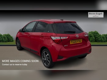 Used Toyota Yaris 2020 for sale - 76294937: Photo 2