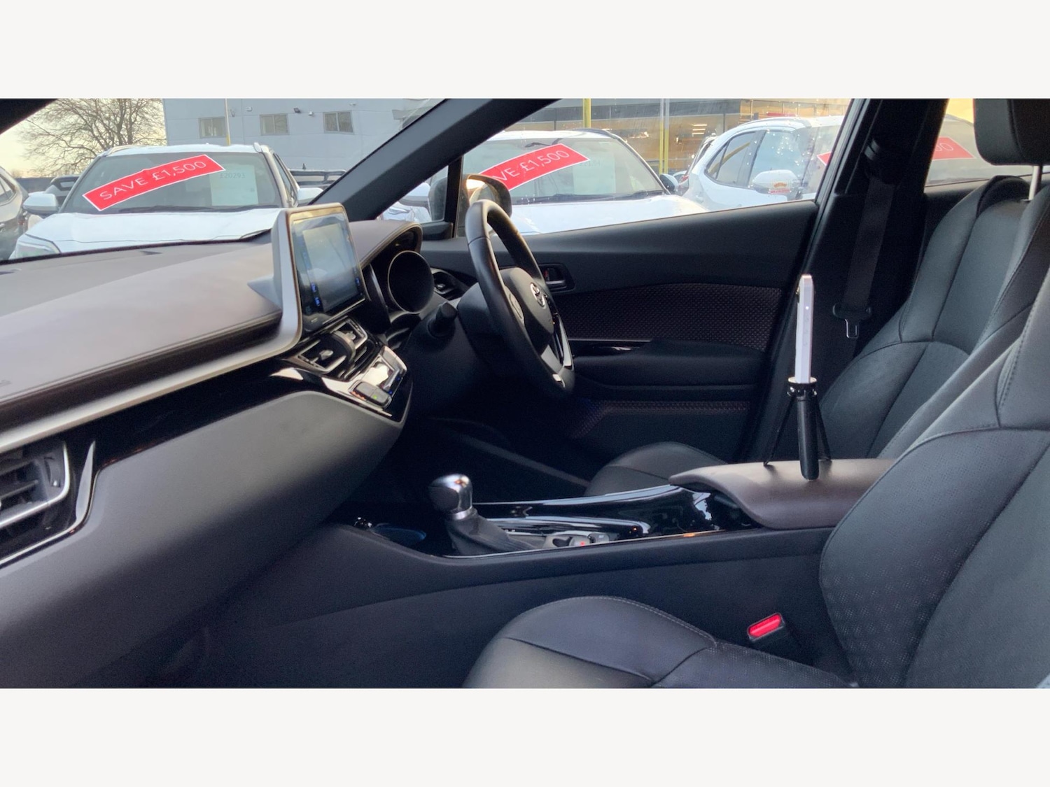 Used Toyota C-HR 2019 for sale - 77091588: Photo 12
