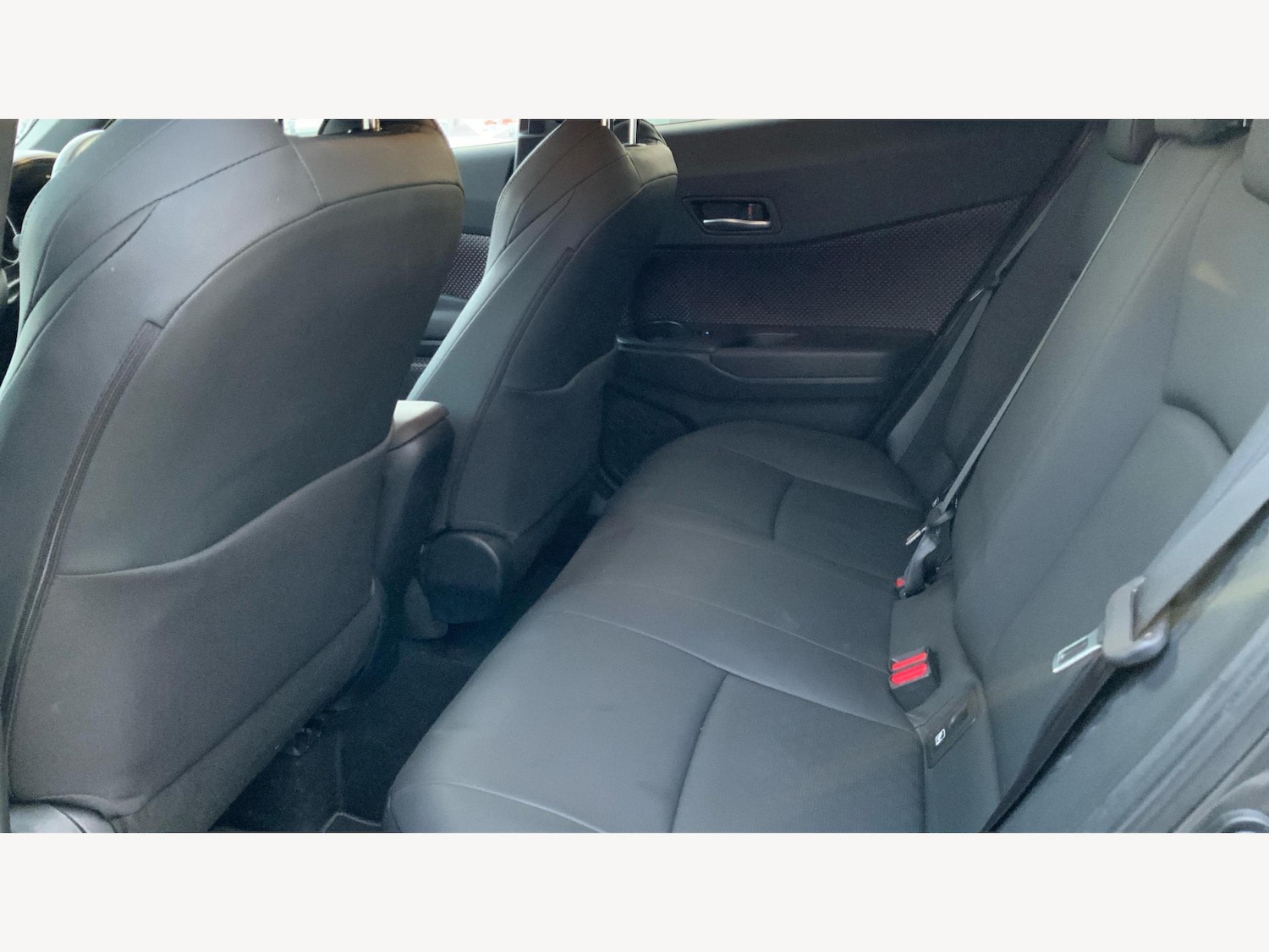 Used Toyota C-HR 2019 for sale - 77091588: Photo 15
