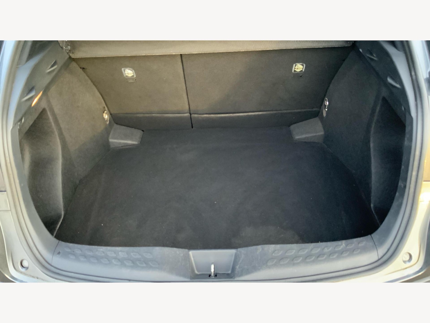 Used Toyota C-HR 2019 for sale - 77091588: Photo 16