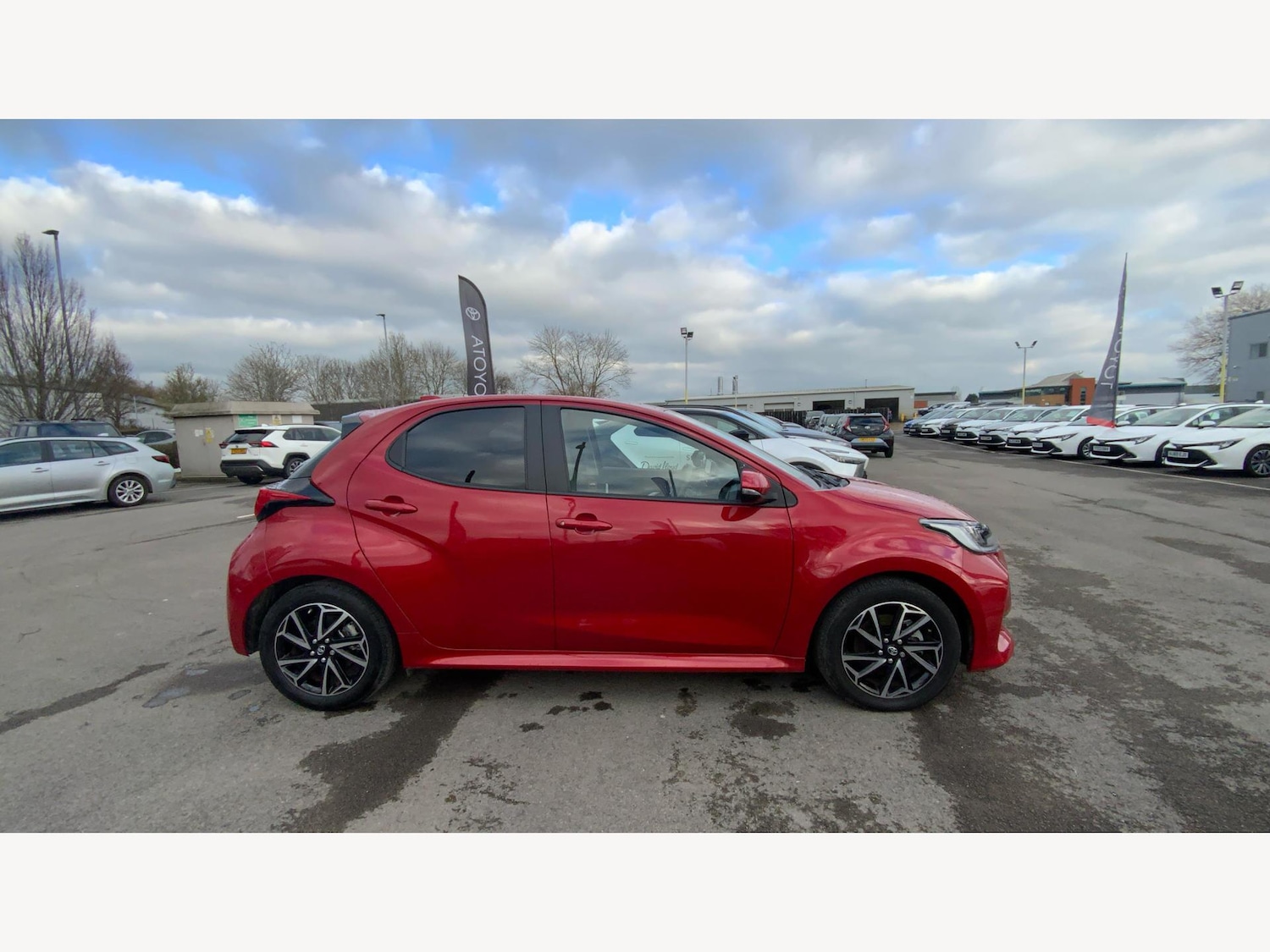 Used Toyota Yaris for sale - 77484636: Photo 18