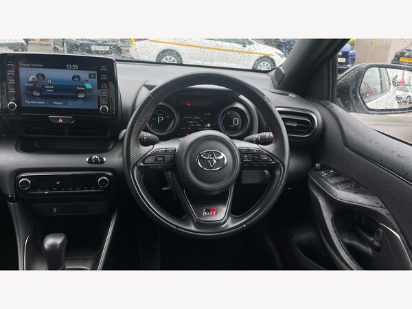 Used Toyota Yaris 2023 for sale - 74750721: Photo 10
