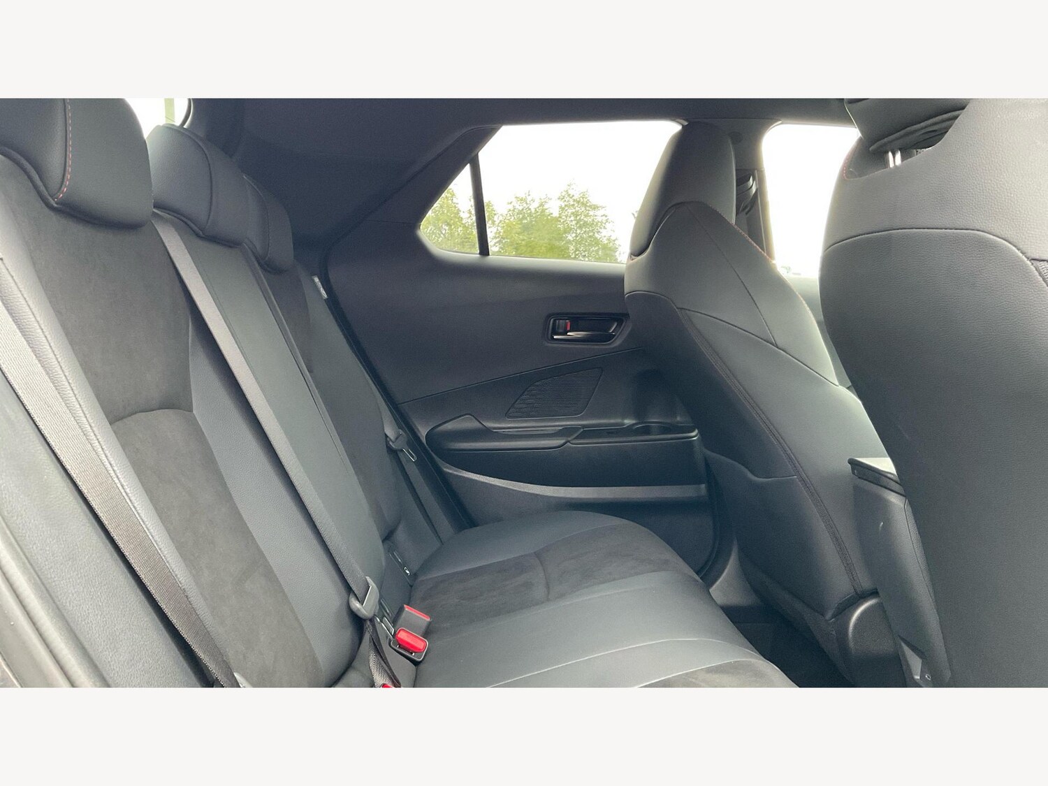 Used Toyota C-HR 2025 for sale - 76158437: Photo 14