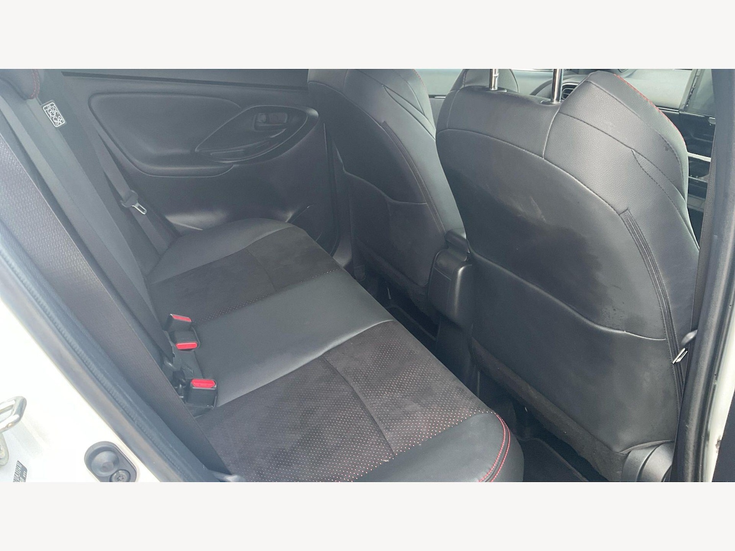 Used Toyota Yaris Cross 2024 for sale - 78062768: Photo 14
