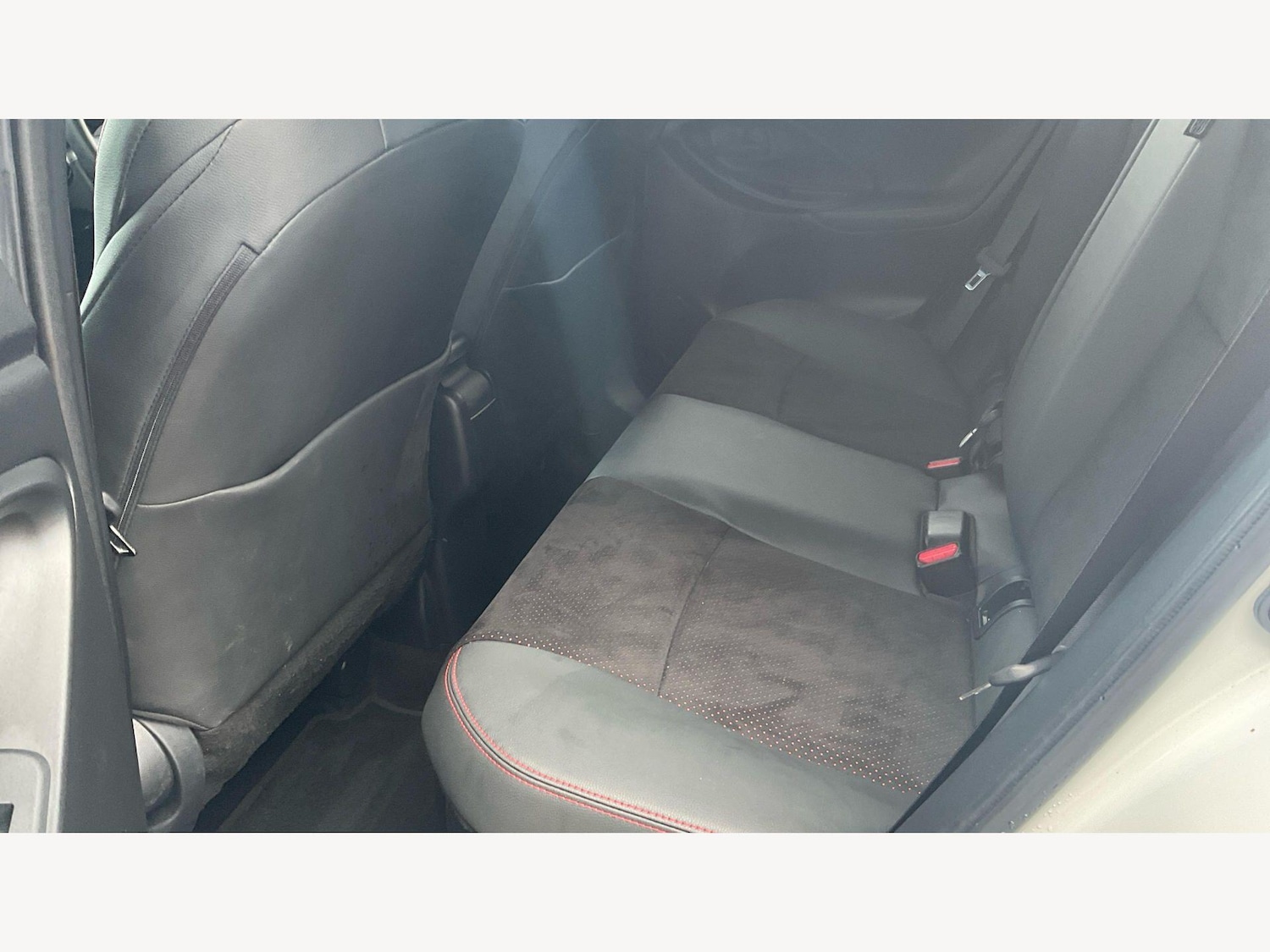 Used Toyota Yaris Cross 2024 for sale - 78062768: Photo 15