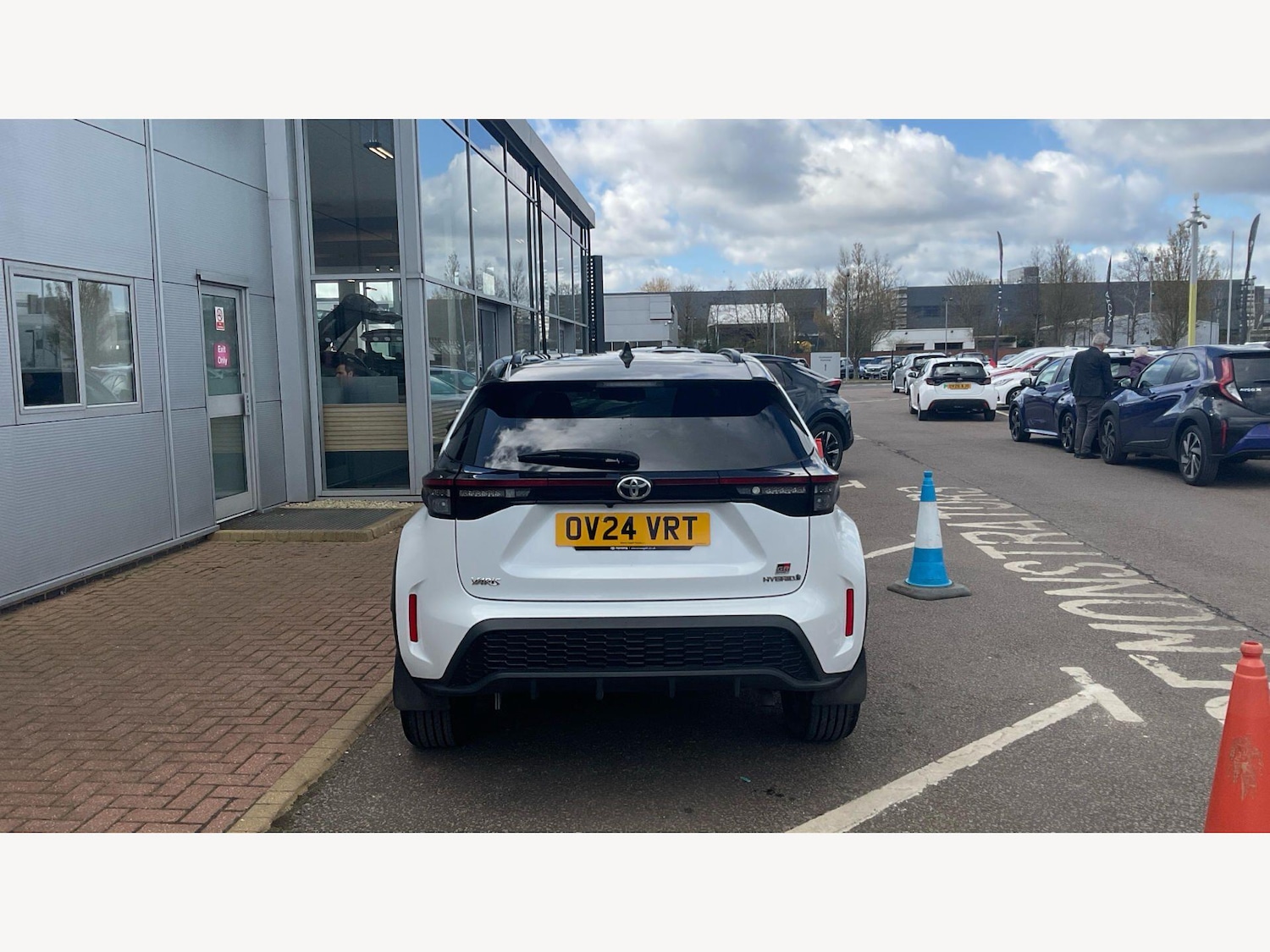 Used Toyota Yaris Cross 2024 for sale - 78062768: Photo 21