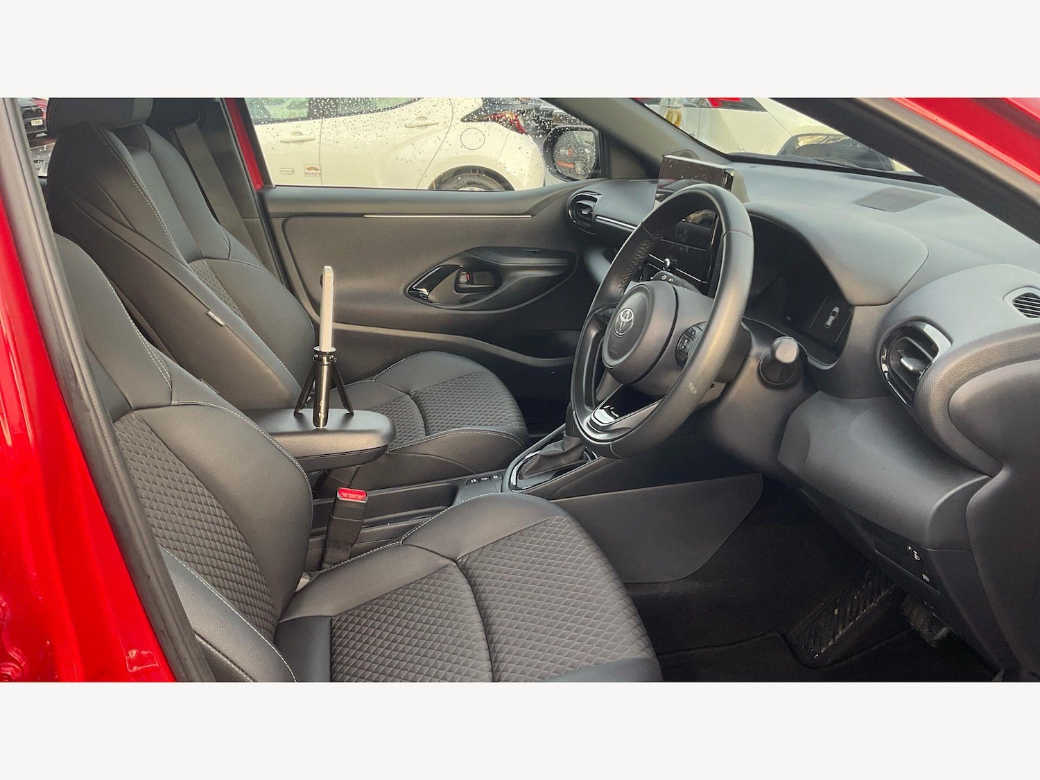 Used Toyota Yaris for sale - 77705510: Photo 13