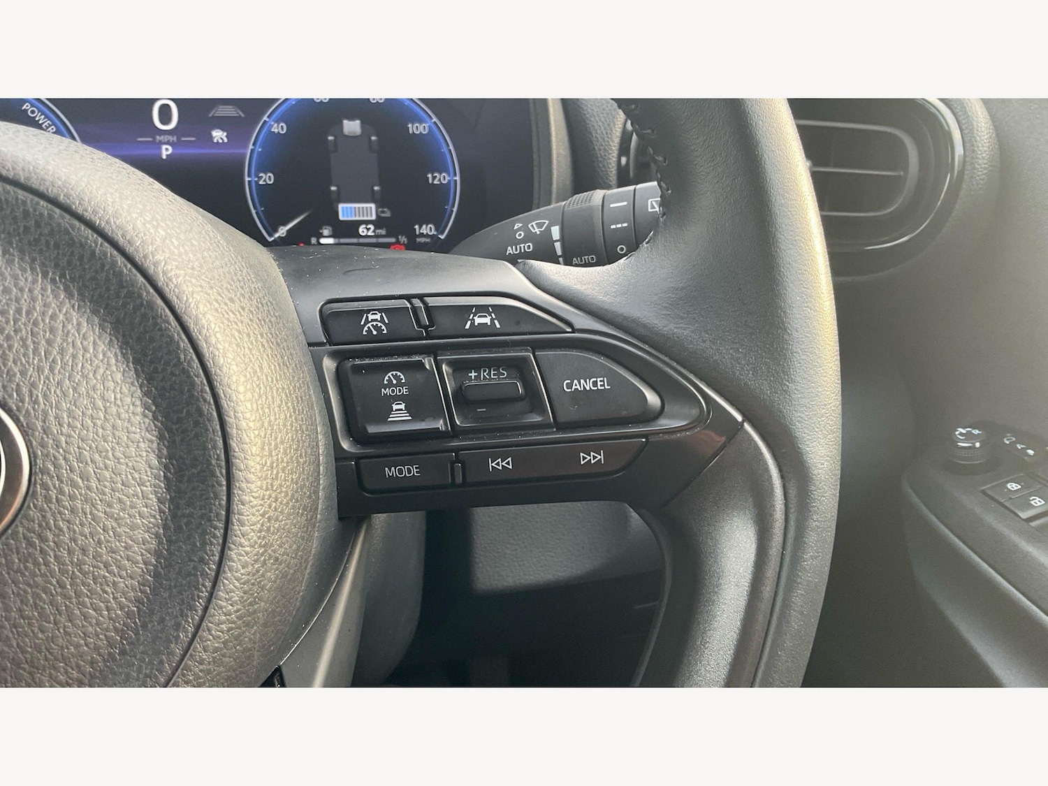 Used Toyota Yaris for sale - 77705510: Photo 29