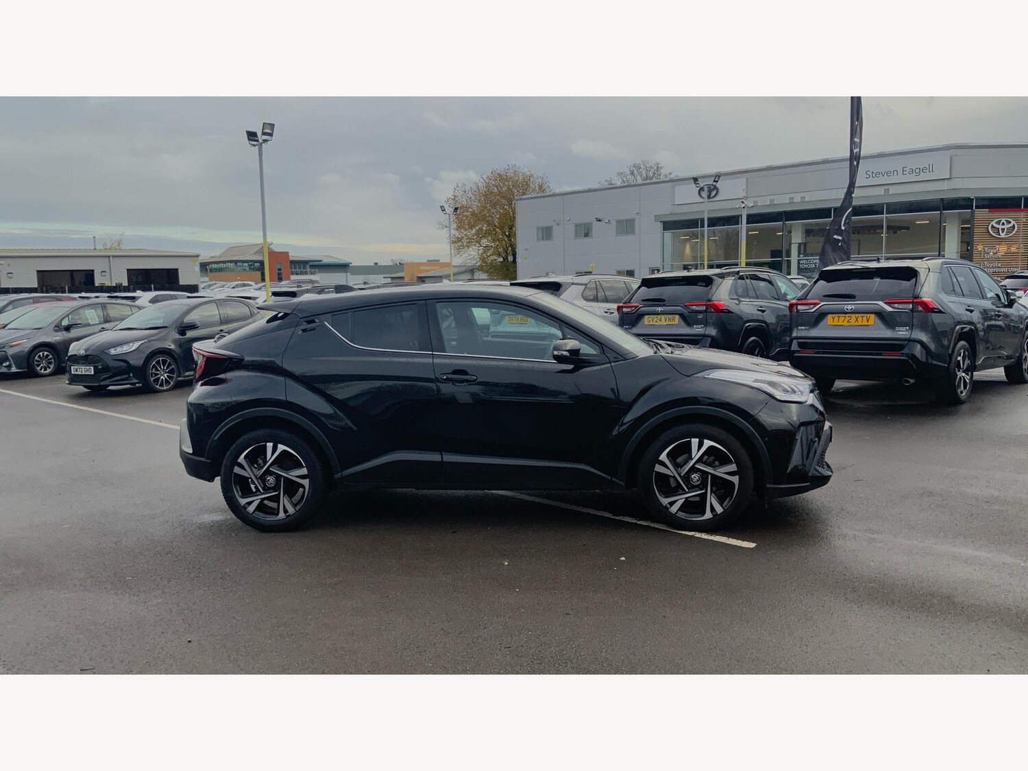 Used Toyota C-HR 2023 for sale - 76849865: Photo 18