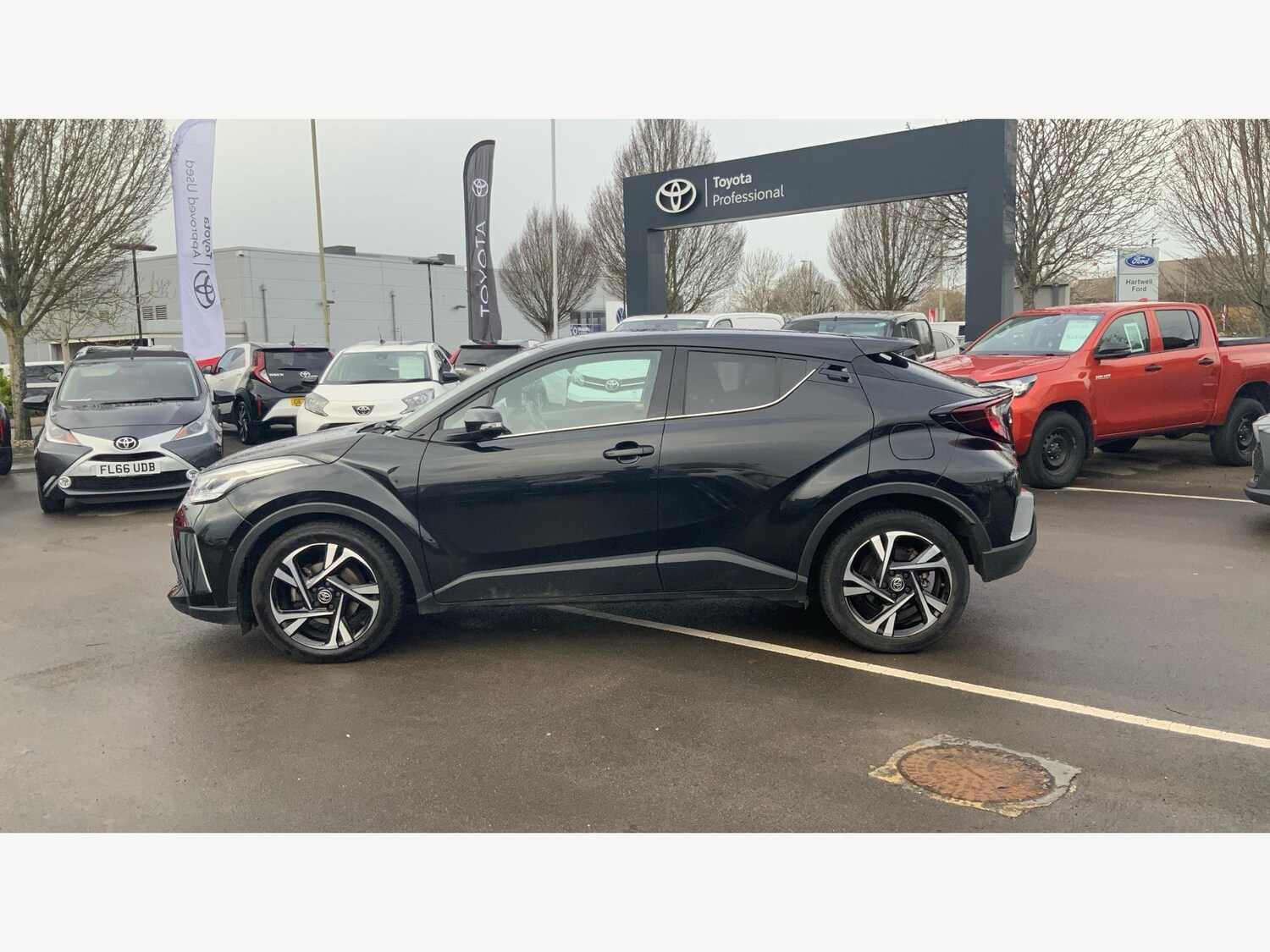 Used Toyota C-HR 2023 for sale - 76849865: Photo 19