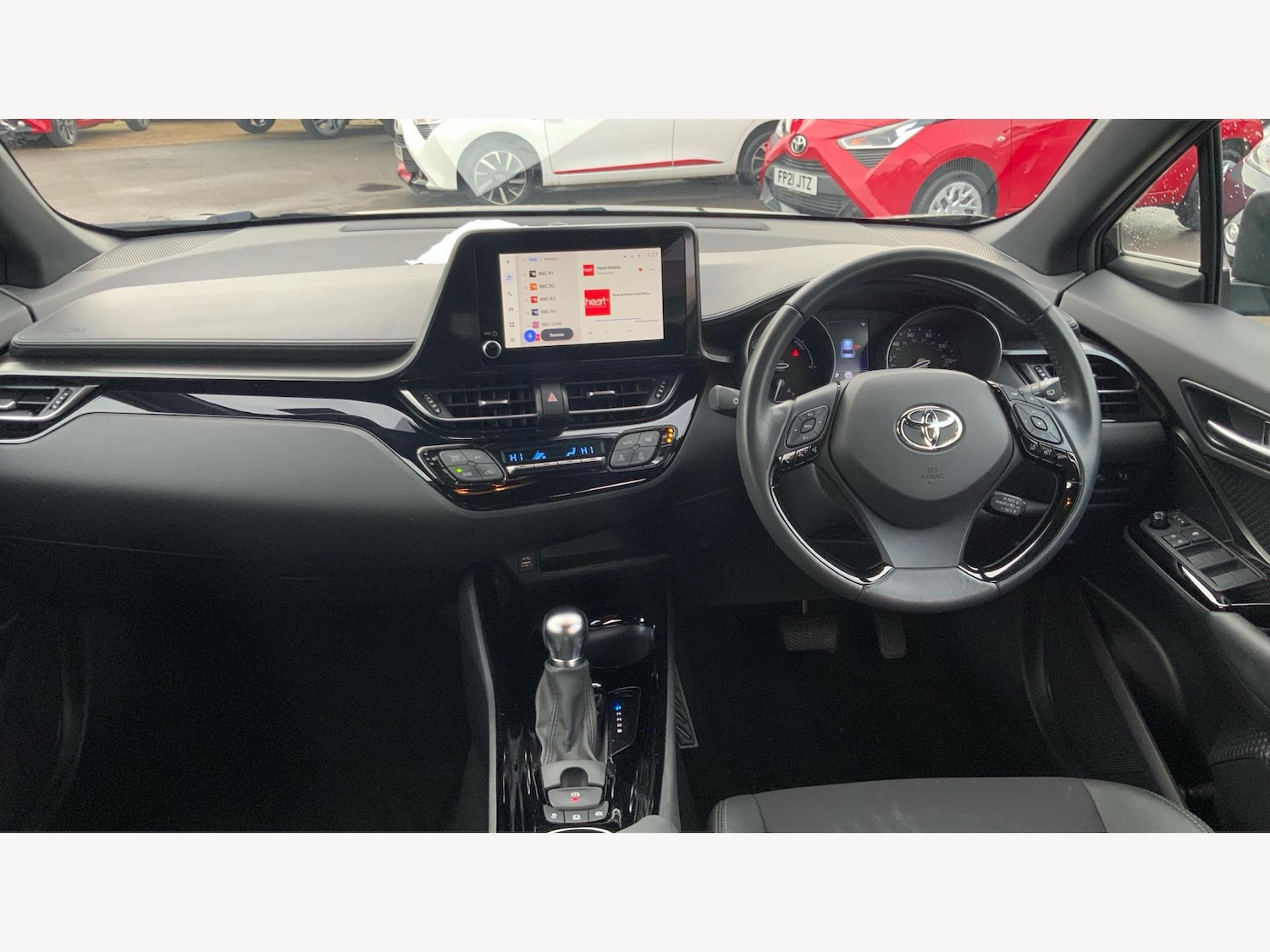 Used Toyota C-HR 2023 for sale - 76849865: Photo 7