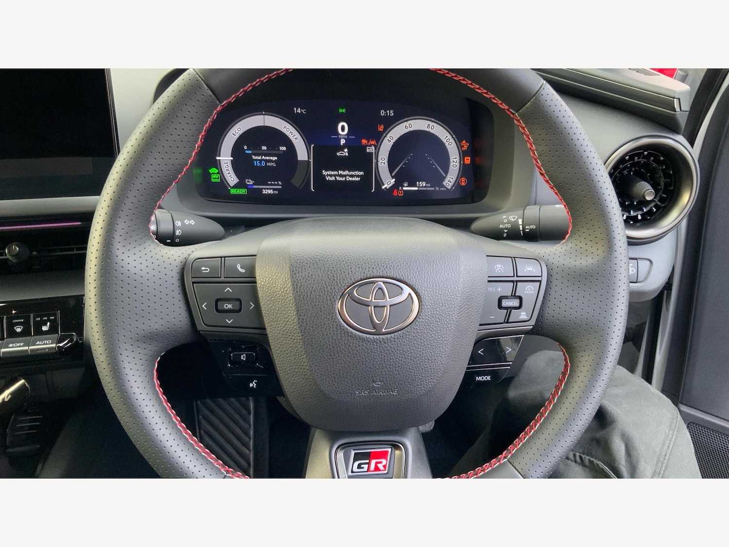 Used Toyota C-HR 2024 for sale - 76326859: Photo 8