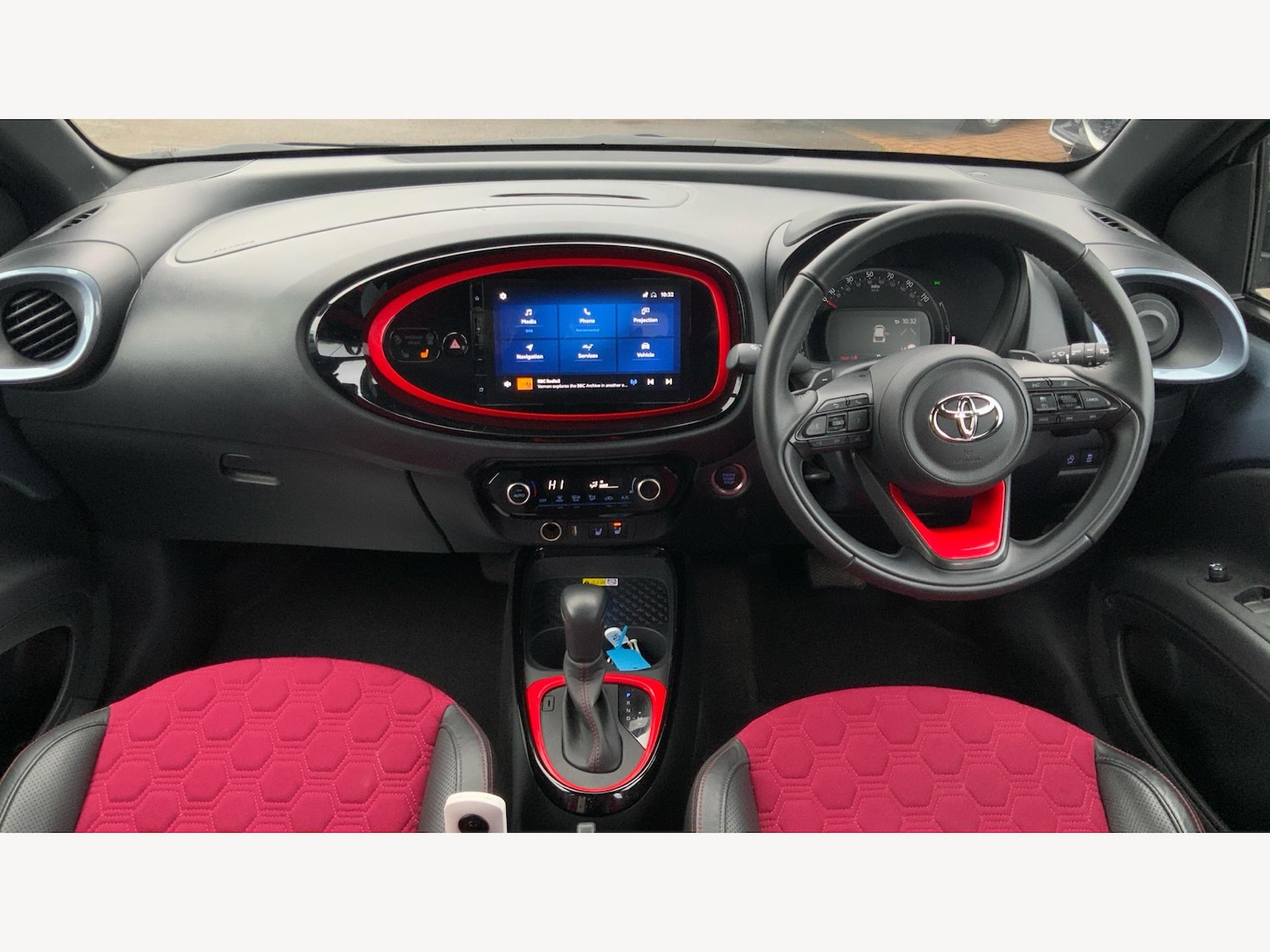 Used Toyota Aygo X 2023 for sale - 77575220: Photo 7