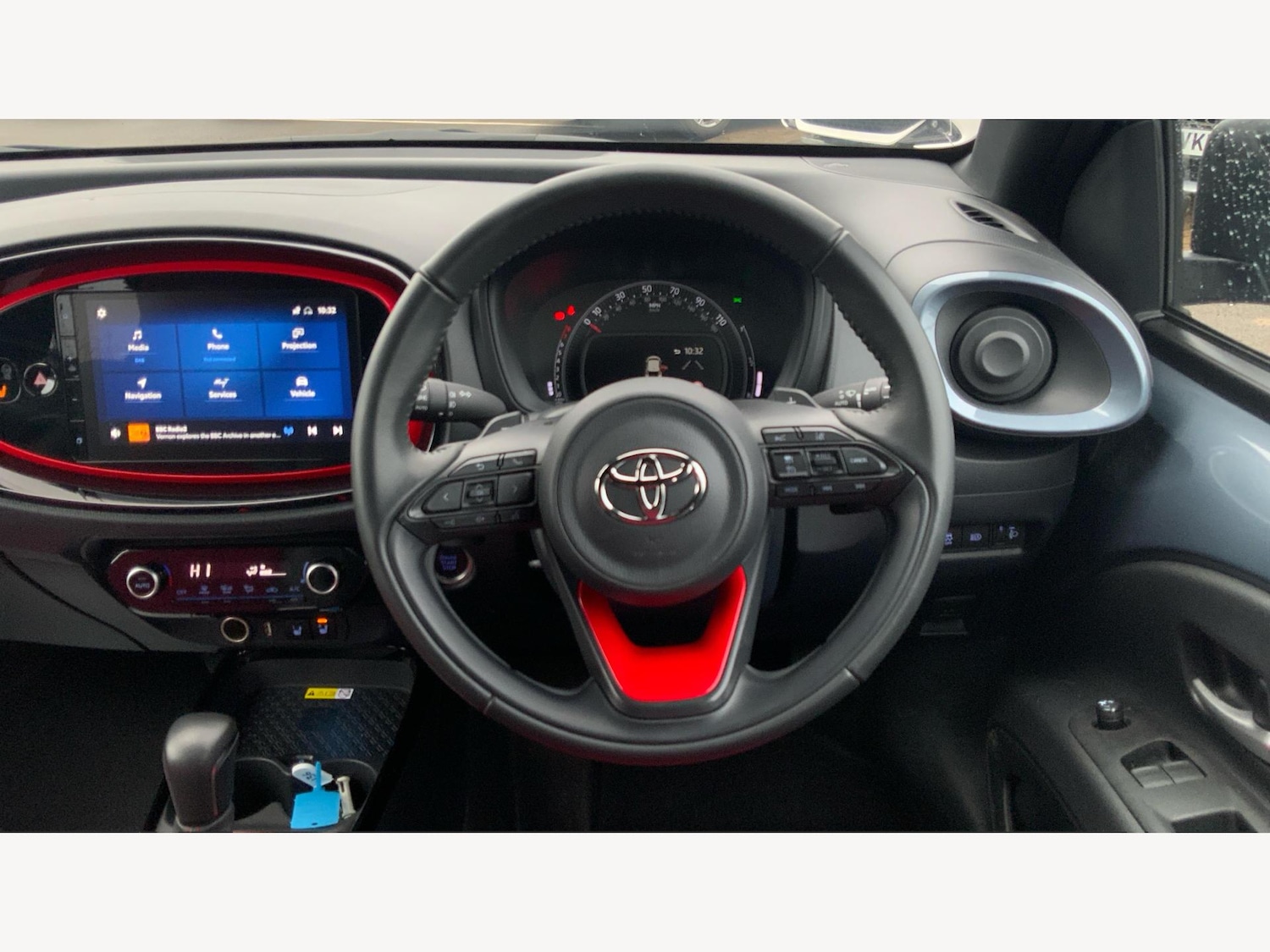 Used Toyota Aygo X 2023 for sale - 77575220: Photo 8