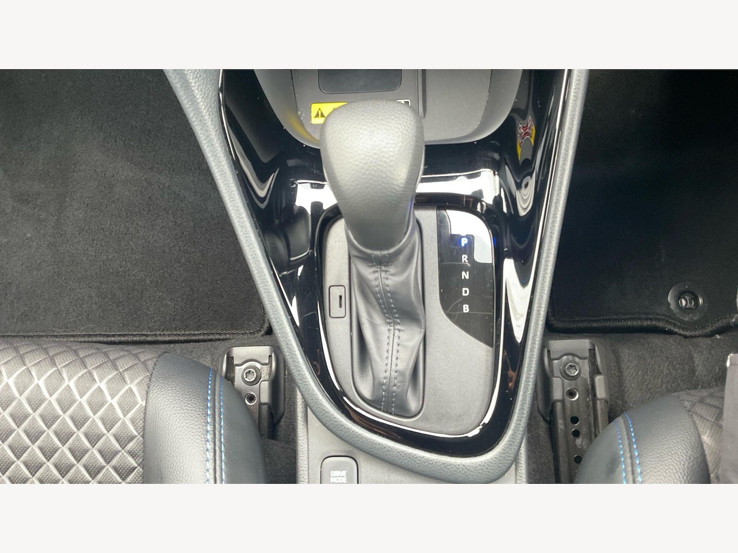 Used Toyota Yaris 2024 for sale - 78007753: Photo 25