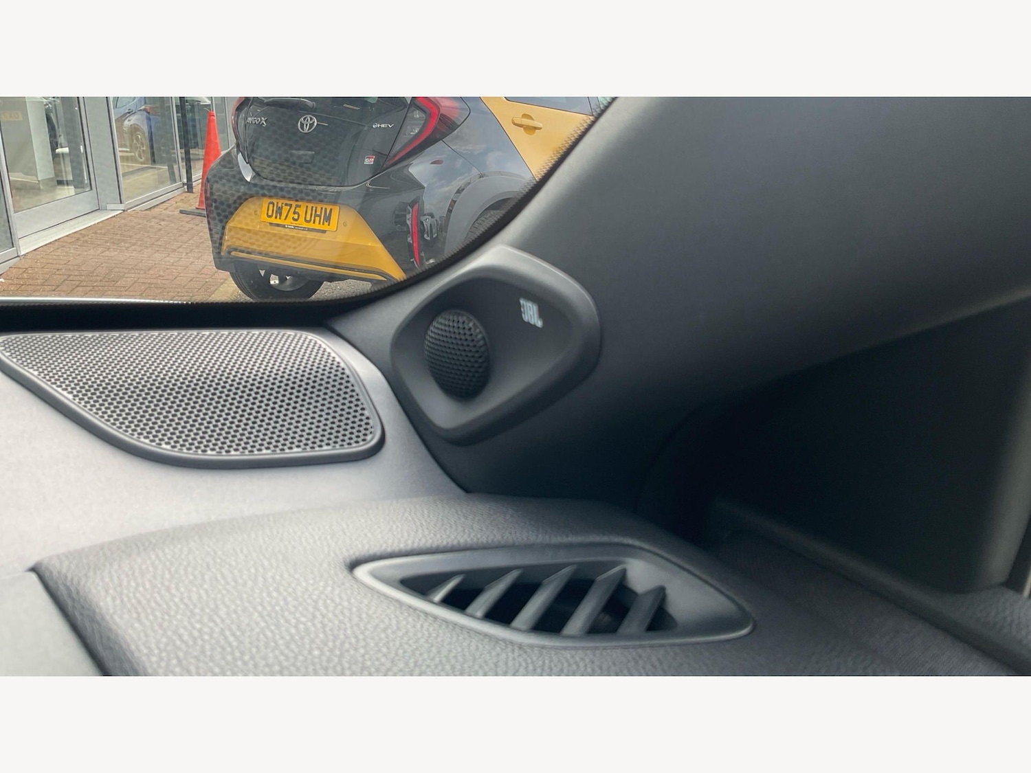 Used Toyota Yaris 2024 for sale - 78007753: Photo 31