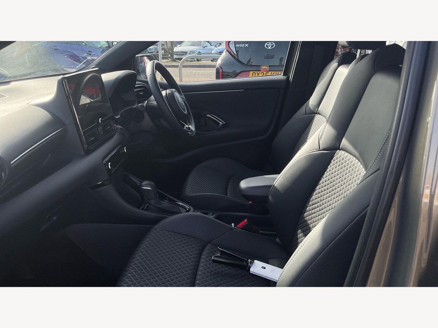 Used Toyota Yaris for sale - 77722789: Photo 12