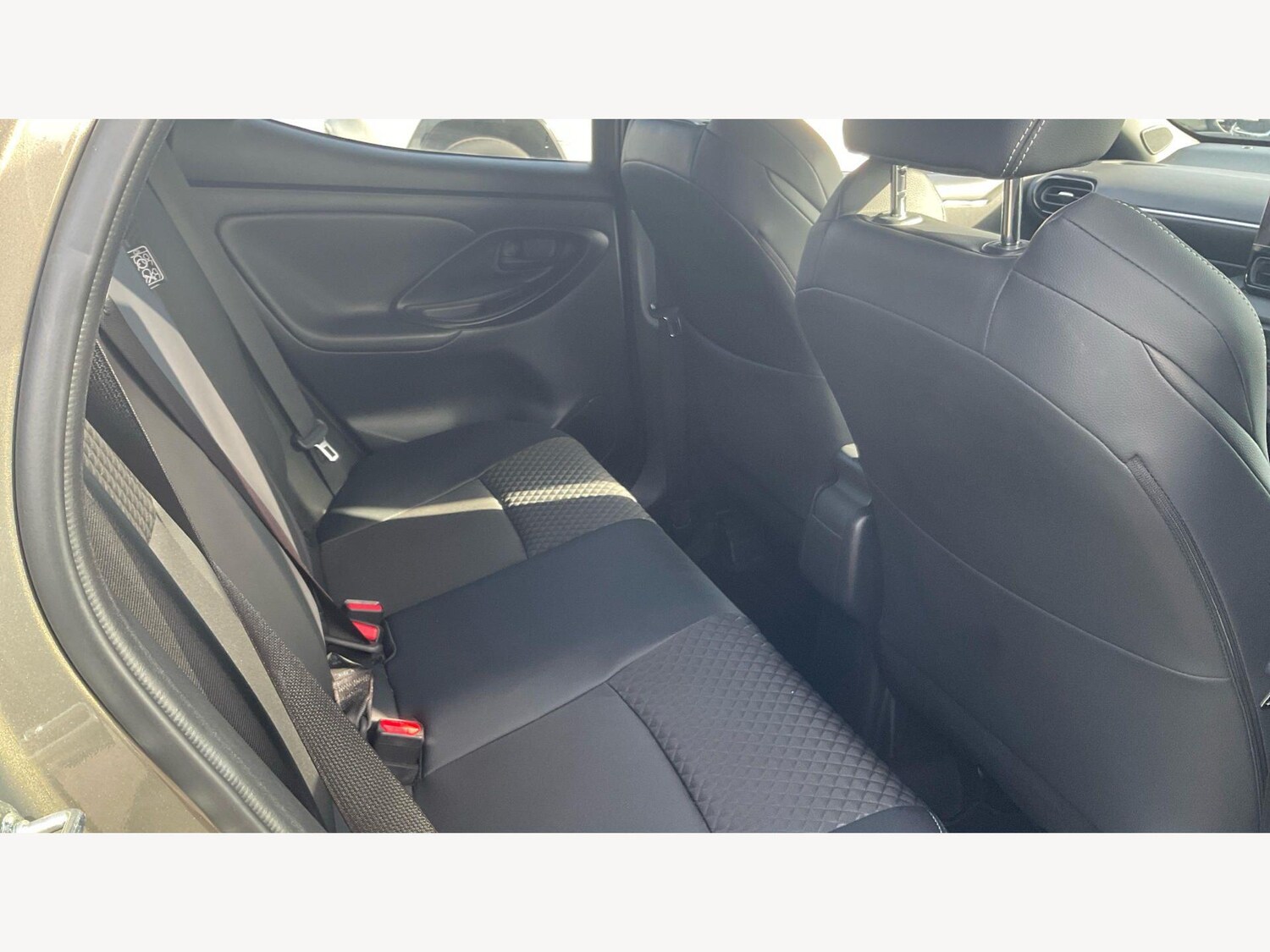 Used Toyota Yaris for sale - 77722789: Photo 14