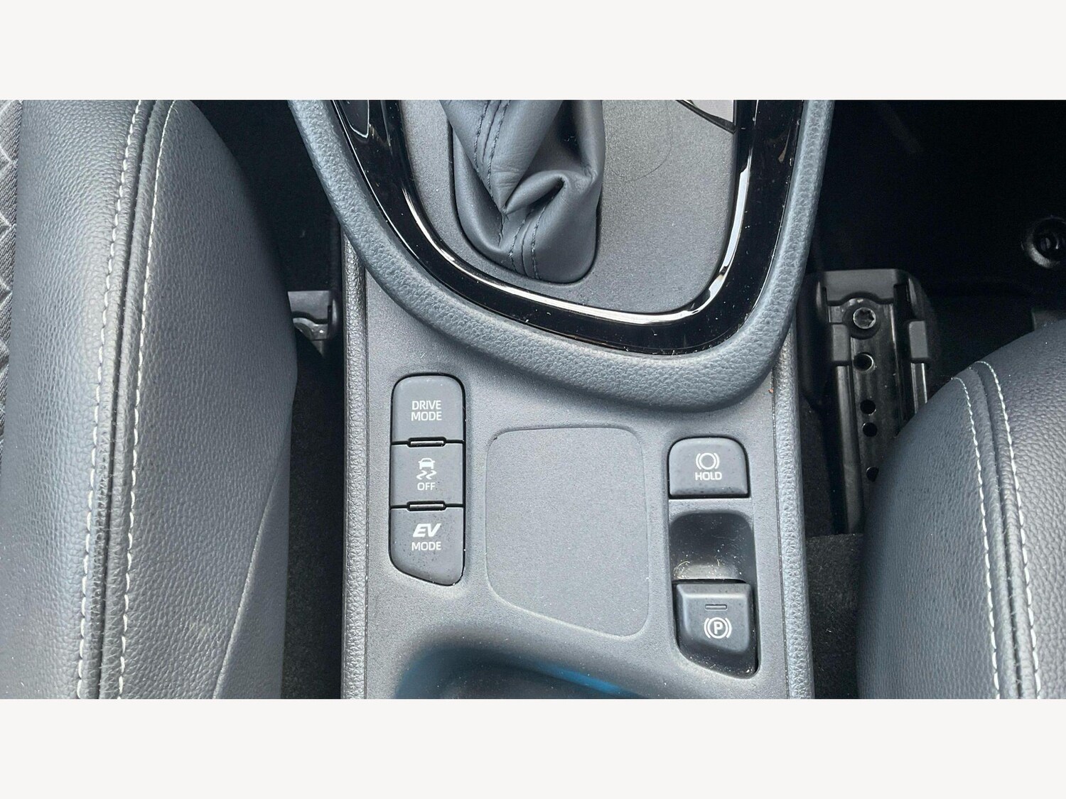 Used Toyota Yaris for sale - 77722789: Photo 26