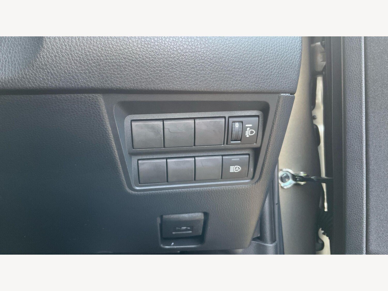 Used Toyota Yaris for sale - 77722789: Photo 30