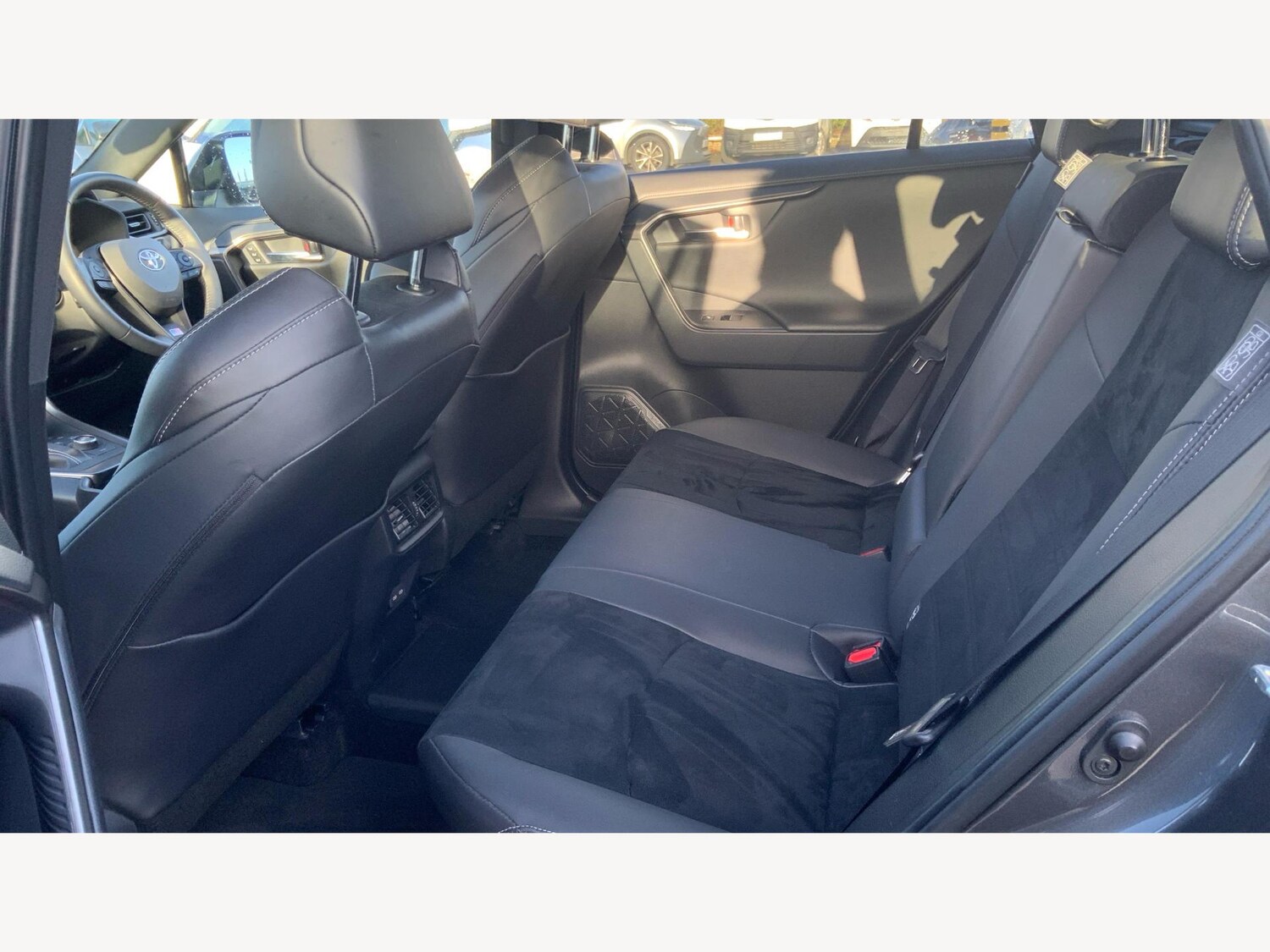 Used Toyota RAV4 2024 for sale - 76326132: Photo 15