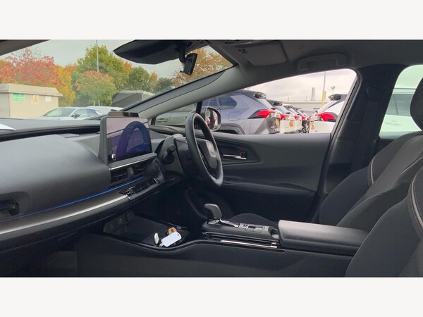 Used Toyota Prius 2024 for sale - 76336309: Photo 12