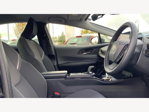 Used Toyota Prius 2024 for sale - 76336309: Photo 13