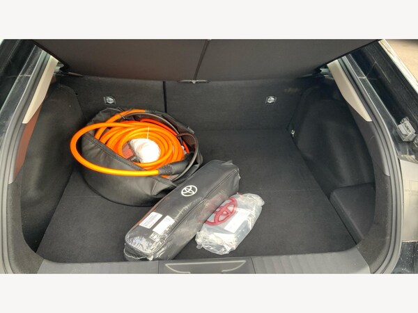 Used Toyota Prius 2024 for sale - 76336309: Photo 16