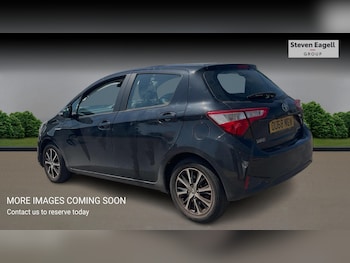 Used Toyota Yaris 2018 for sale - 79192048: Photo