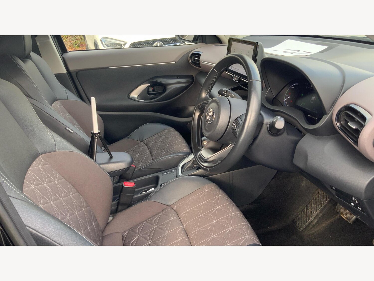 Used Toyota Yaris Cross 2022 for sale - 76521841: Photo 13