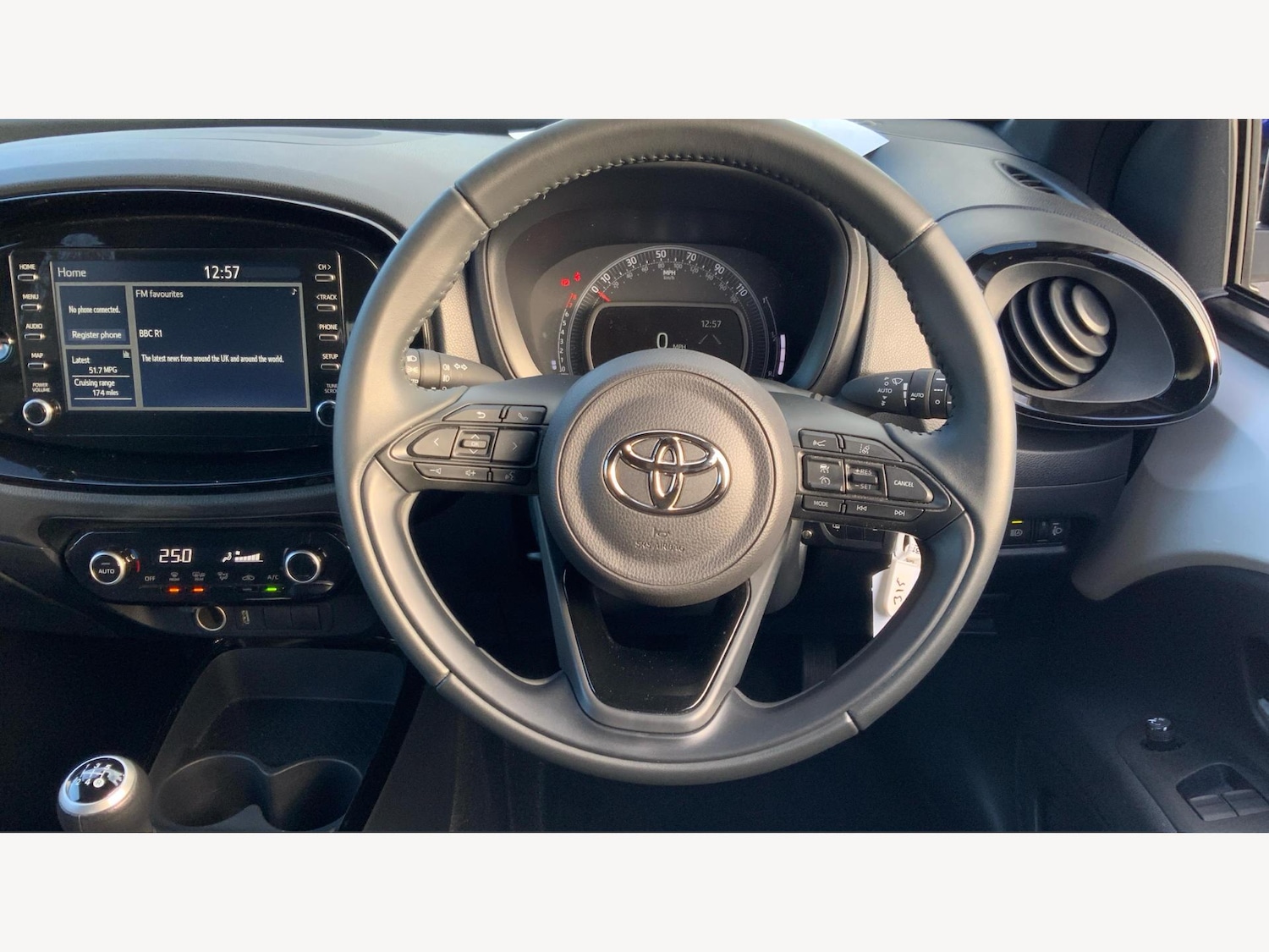 Used Toyota Aygo X 2023 for sale - 76855986: Photo 8