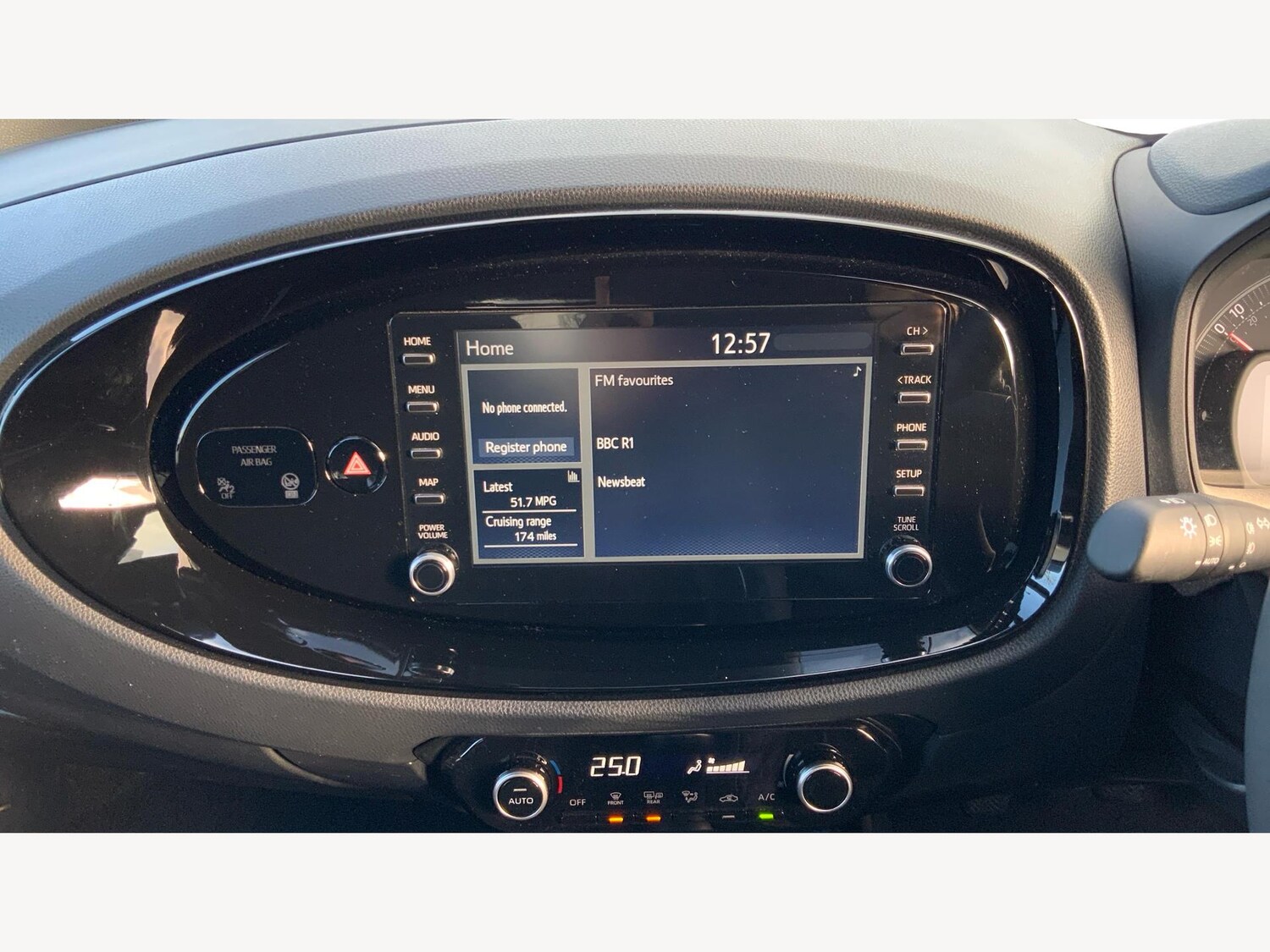 Used Toyota Aygo X 2023 for sale - 76855986: Photo 9