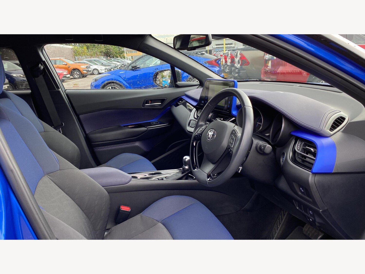 Used Toyota C-HR 2018 for sale - 76295261: Photo 13