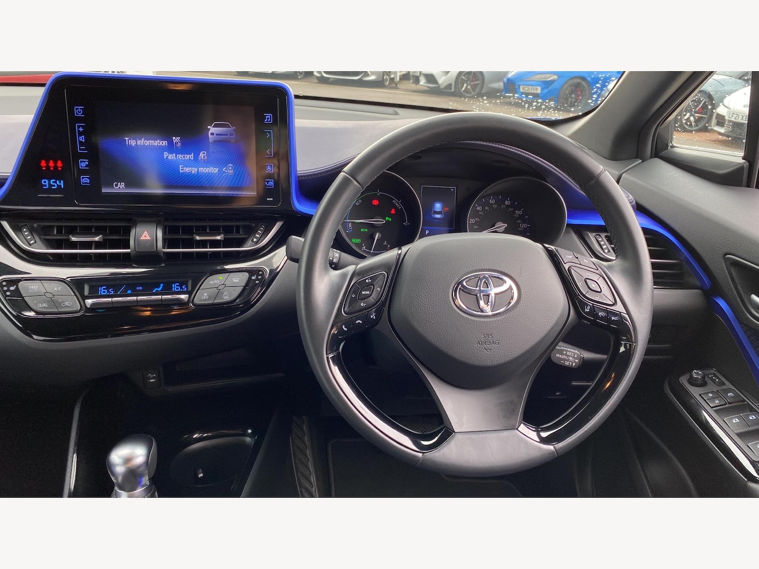 Used Toyota C-HR 2018 for sale - 76295261: Photo 8