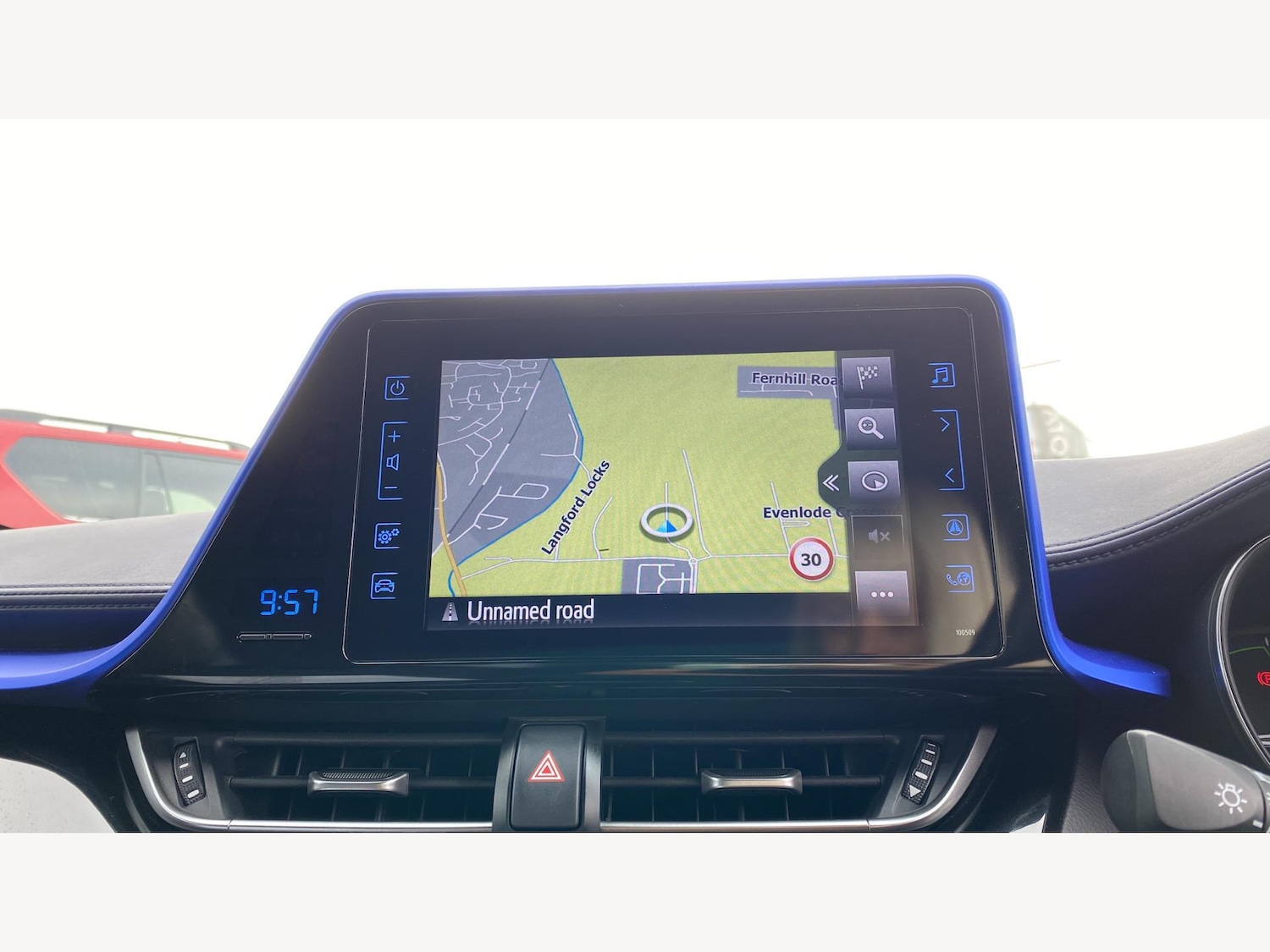 Used Toyota C-HR 2018 for sale - 76295261: Photo 9