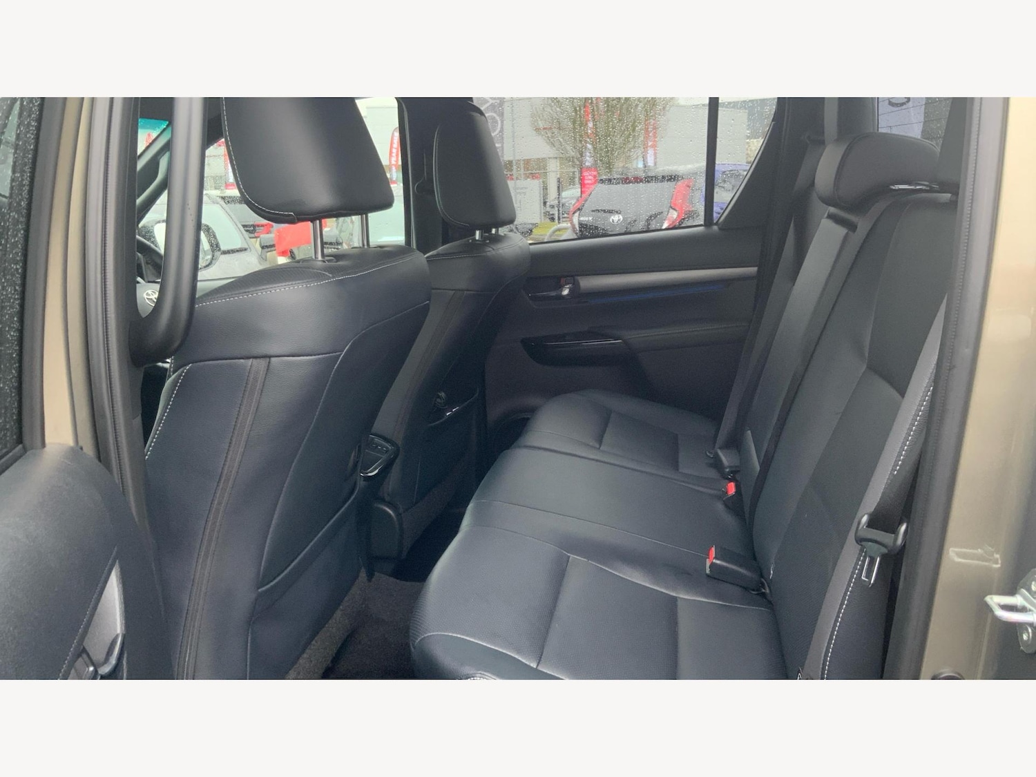 Used Toyota Hilux 2025 for sale - 77320859: Photo 15