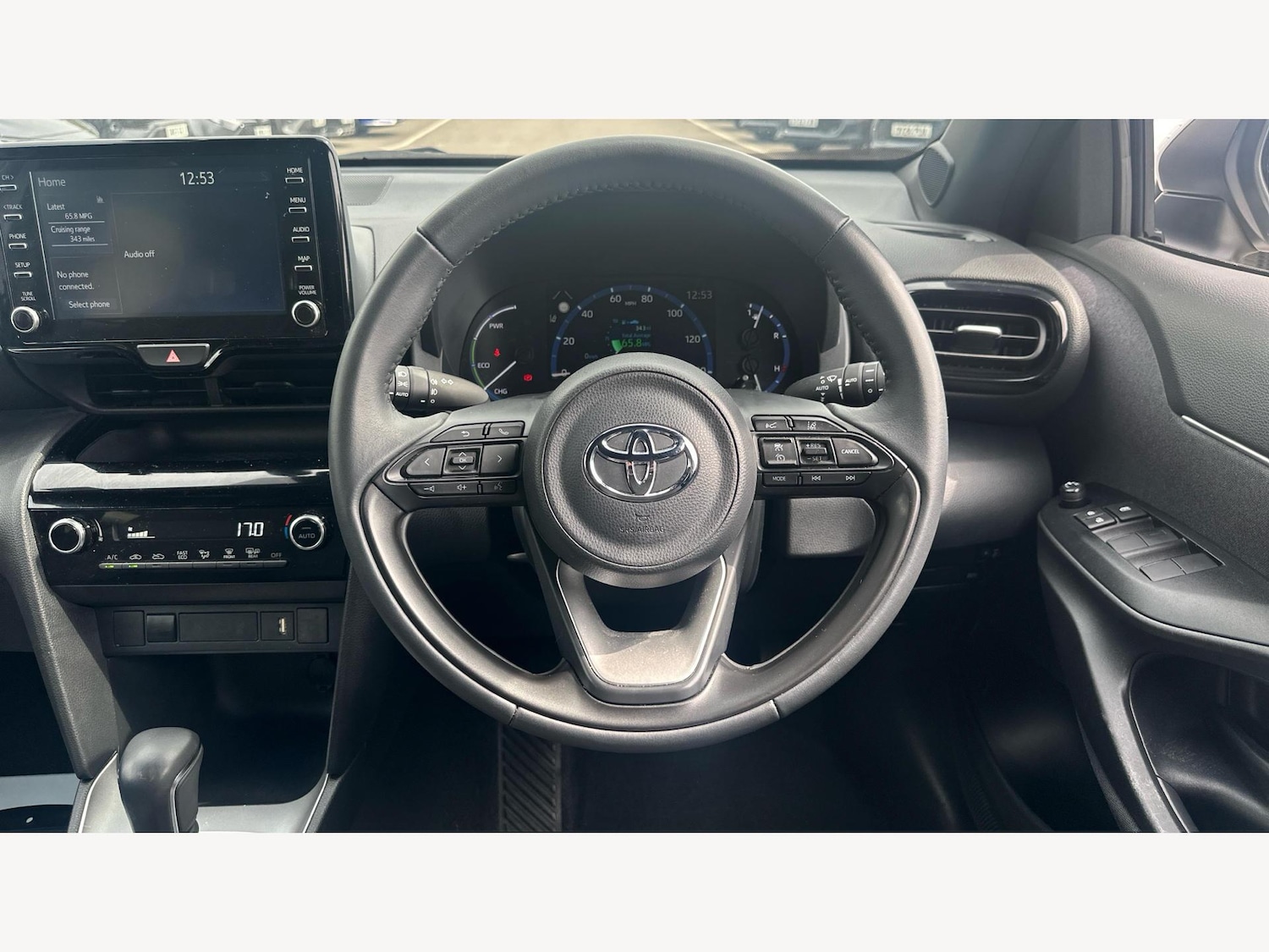 Used Toyota Yaris Cross 2023 for sale - 77559192: Photo 10