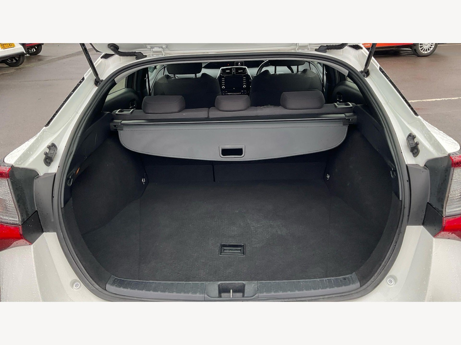 Used Toyota Prius 2019 for sale - 77925082: Photo 16