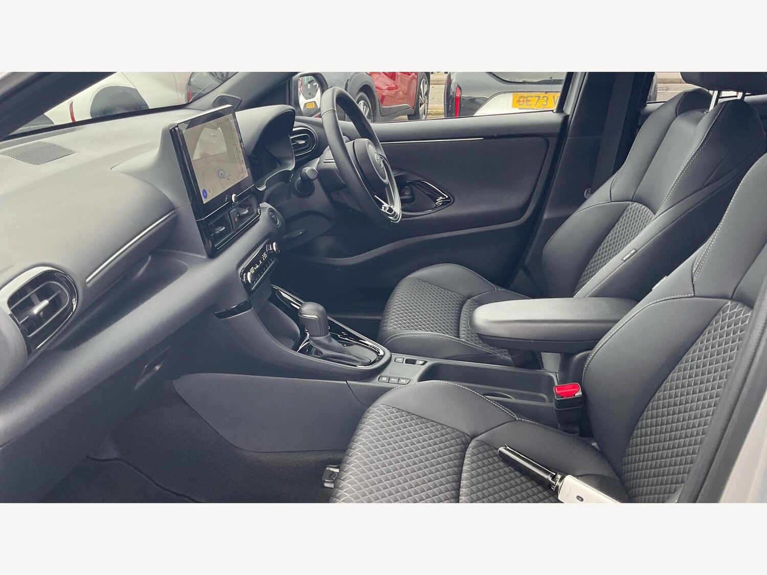 Used Toyota Yaris 2024 for sale - 77626229: Photo 12