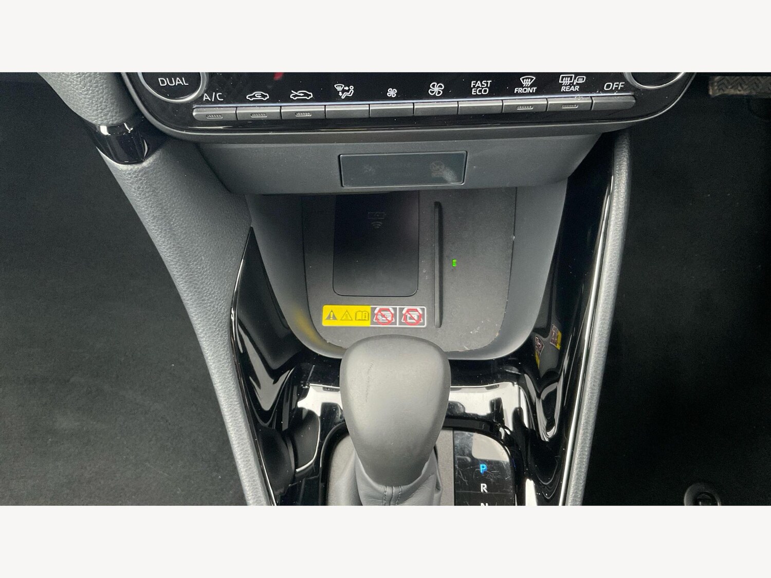 Used Toyota Yaris 2024 for sale - 77626229: Photo 23