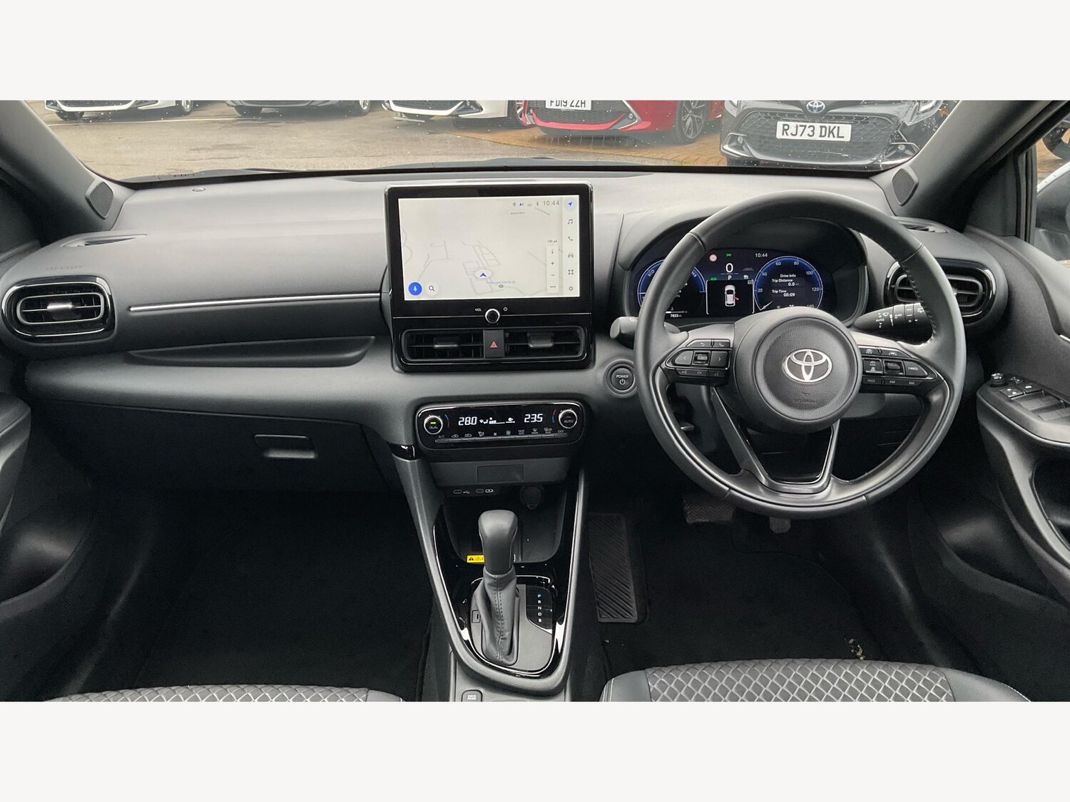 Used Toyota Yaris 2024 for sale - 77626229: Photo 7